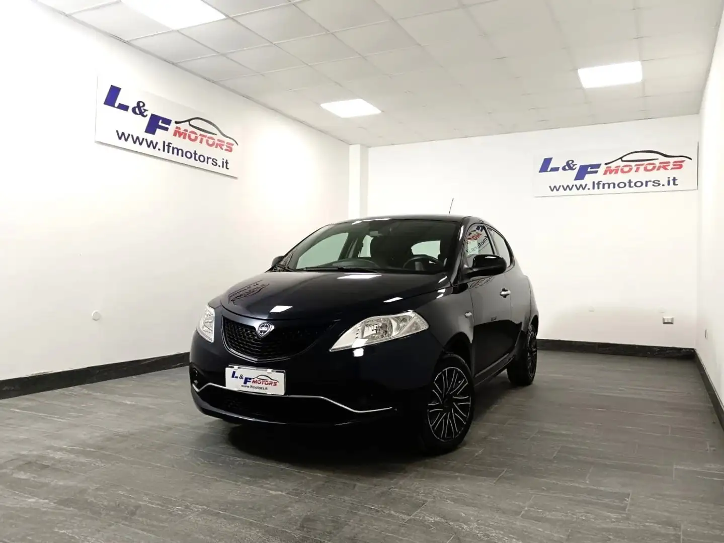 Lancia Ypsilon 1.2 69 CV 5 porte GPL Ecochic Gold Blu/Azzurro - 1