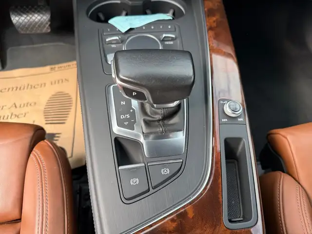 Audi A4 view 13