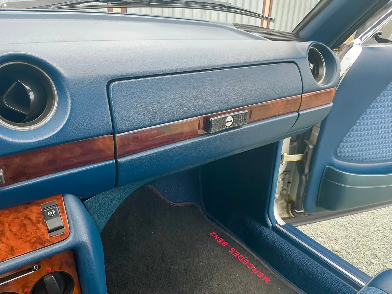 Mercedes-Benz 230 Coupe, foto 11