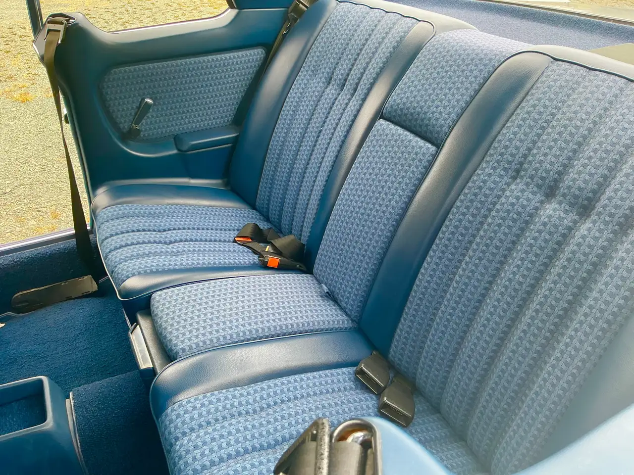 Mercedes-Benz 230 Coupe, foto 9