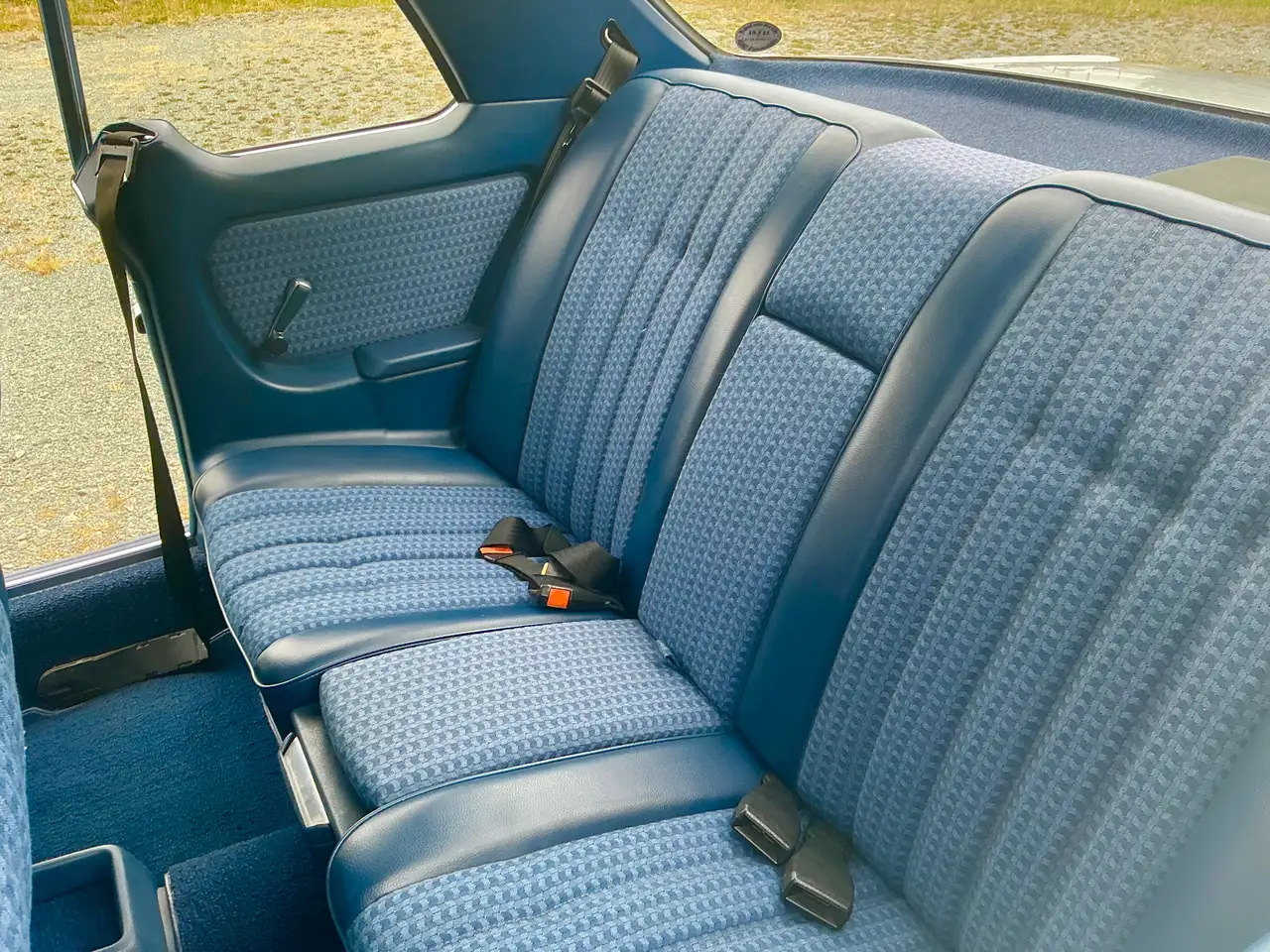 Mercedes-Benz 230 Coupe, foto 6