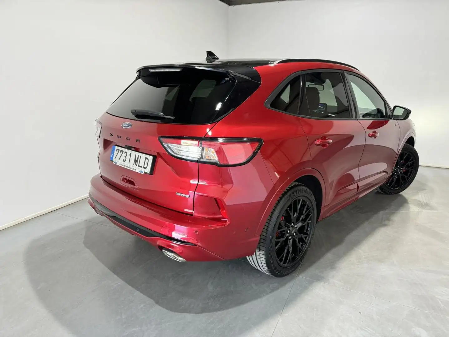 Ford Kuga 2.5 Duratec PHEV ST-Line X 4x2 Rojo - 2