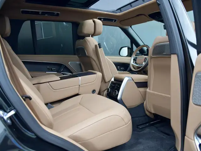 Land Rover Range Rover view 10