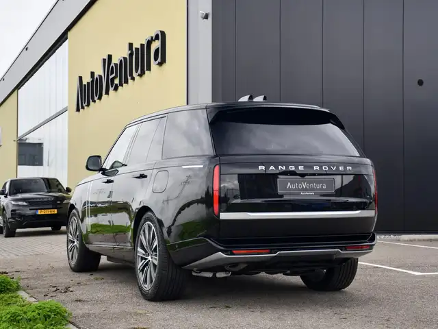 Land Rover Range Rover view 4