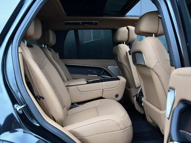 Land Rover Range Rover view 9