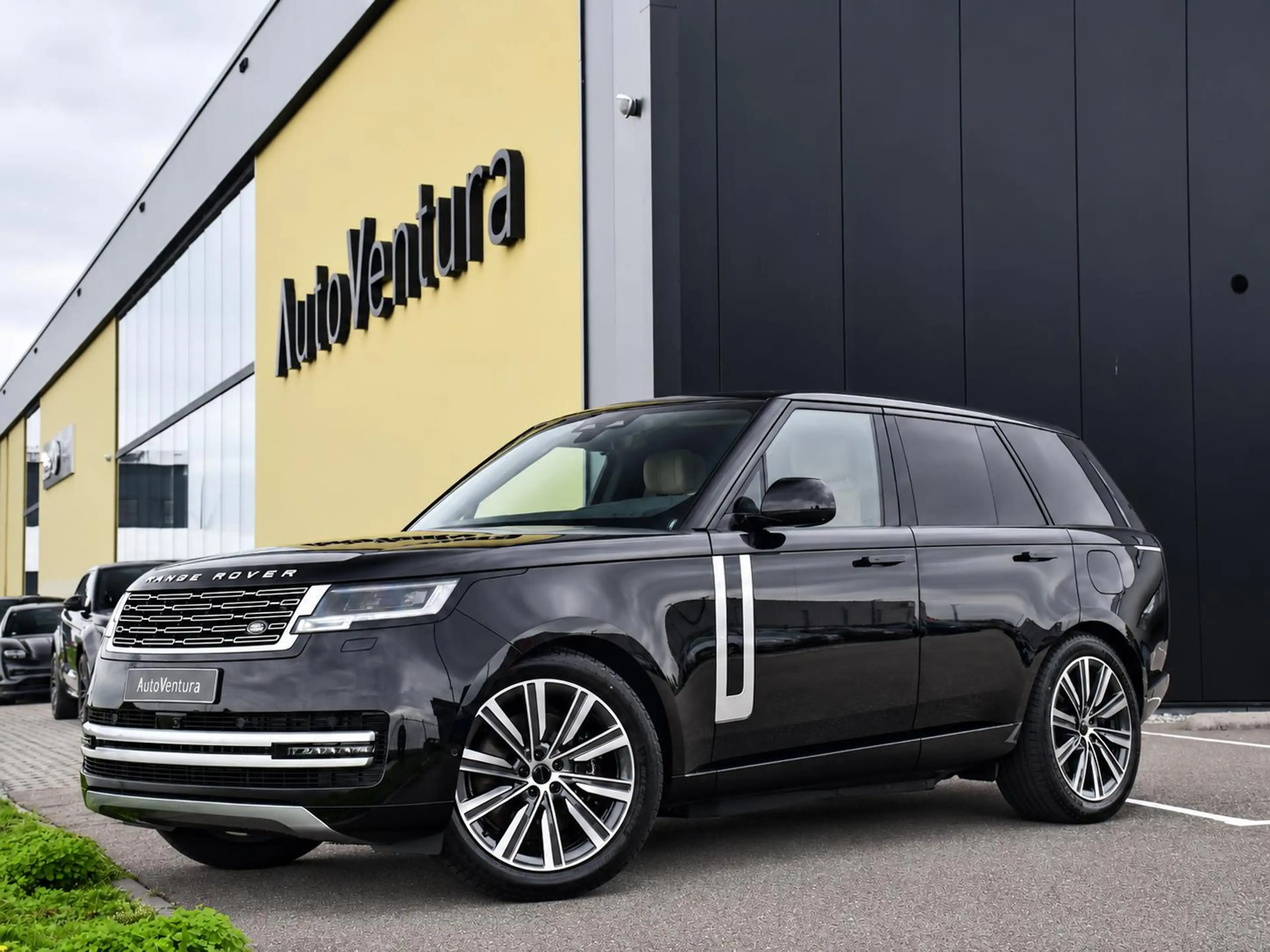 Land Rover Range Rover 3.0 P550e Autobiography PHEV l Massage l Schuif-/k — photo 2