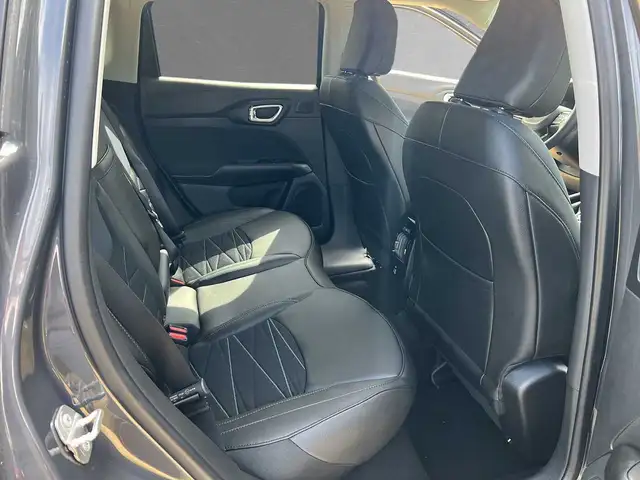 Jeep Compass view 5