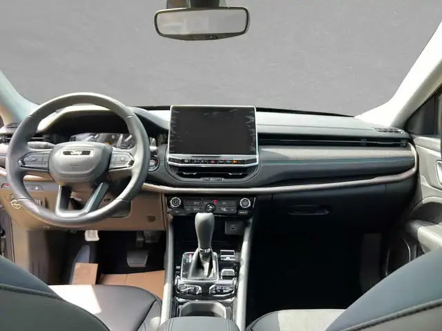 Jeep Compass view 4