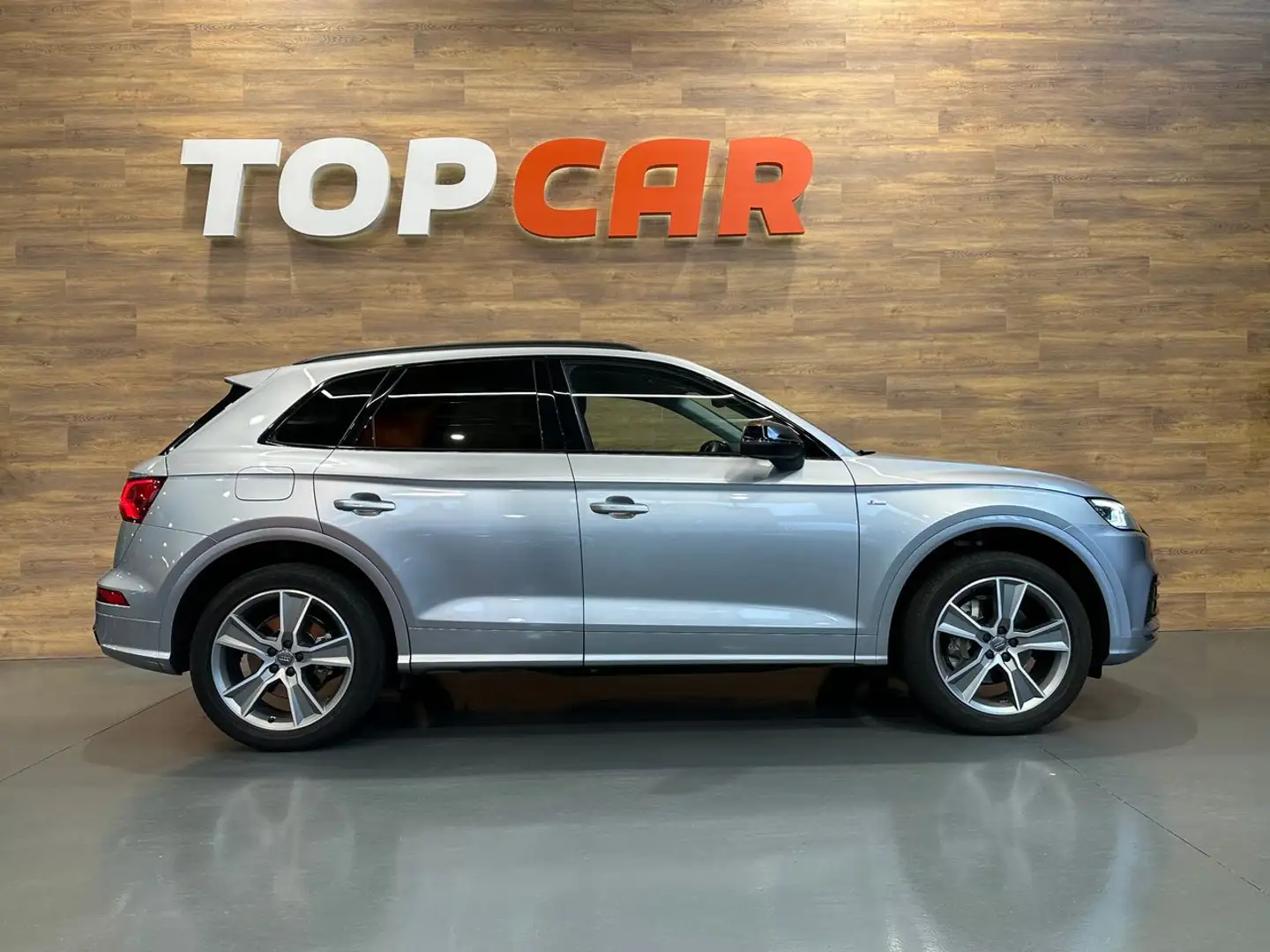 Audi Q5 40 Tdi  Sline  190 cv Gris - 2