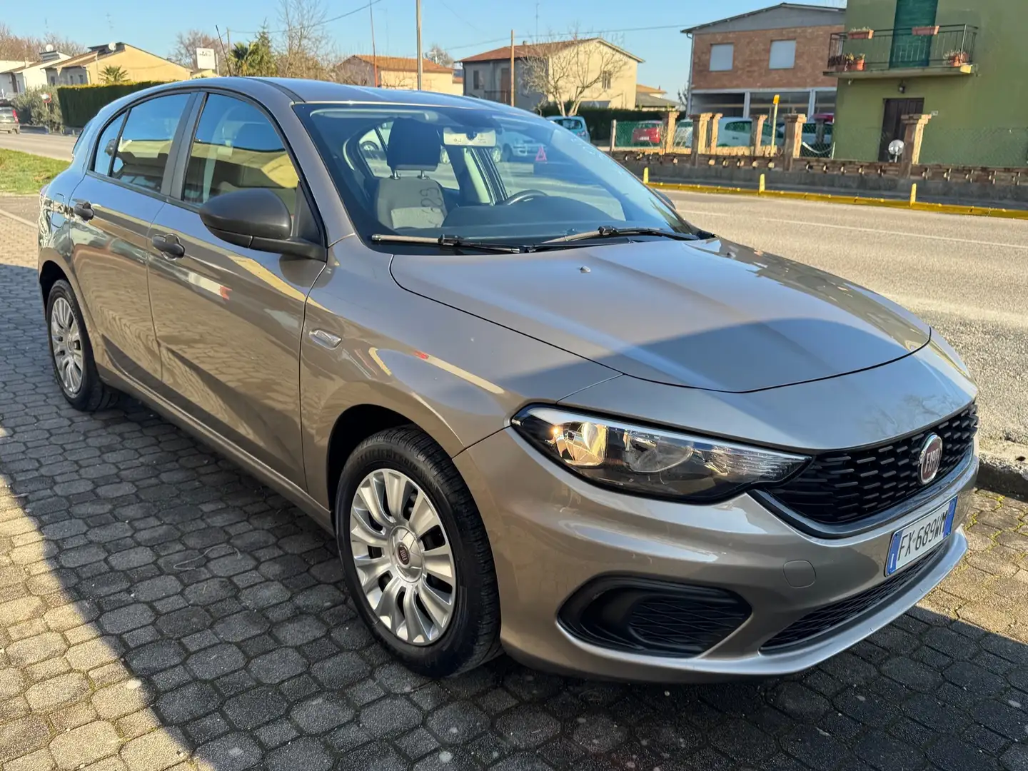 Fiat Tipo 5p 1.4 Pop 95cv Beige - 1
