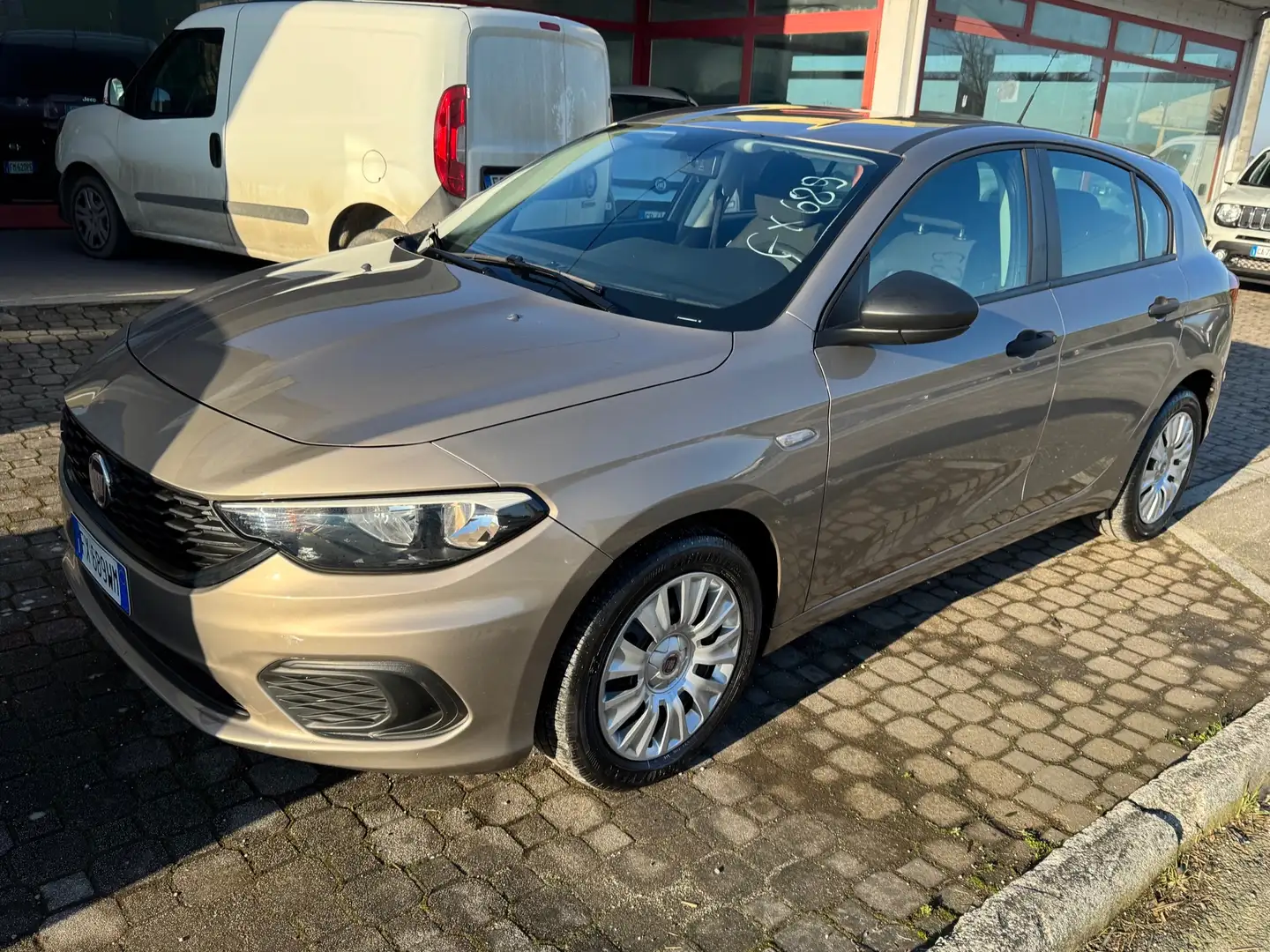 Fiat Tipo 5p 1.4 Pop 95cv Beige - 2