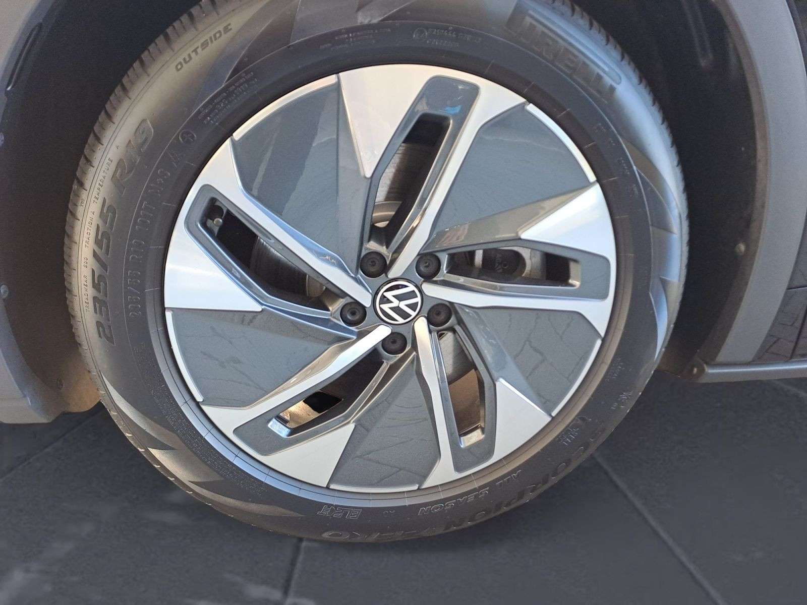 Volkswagen ID.5