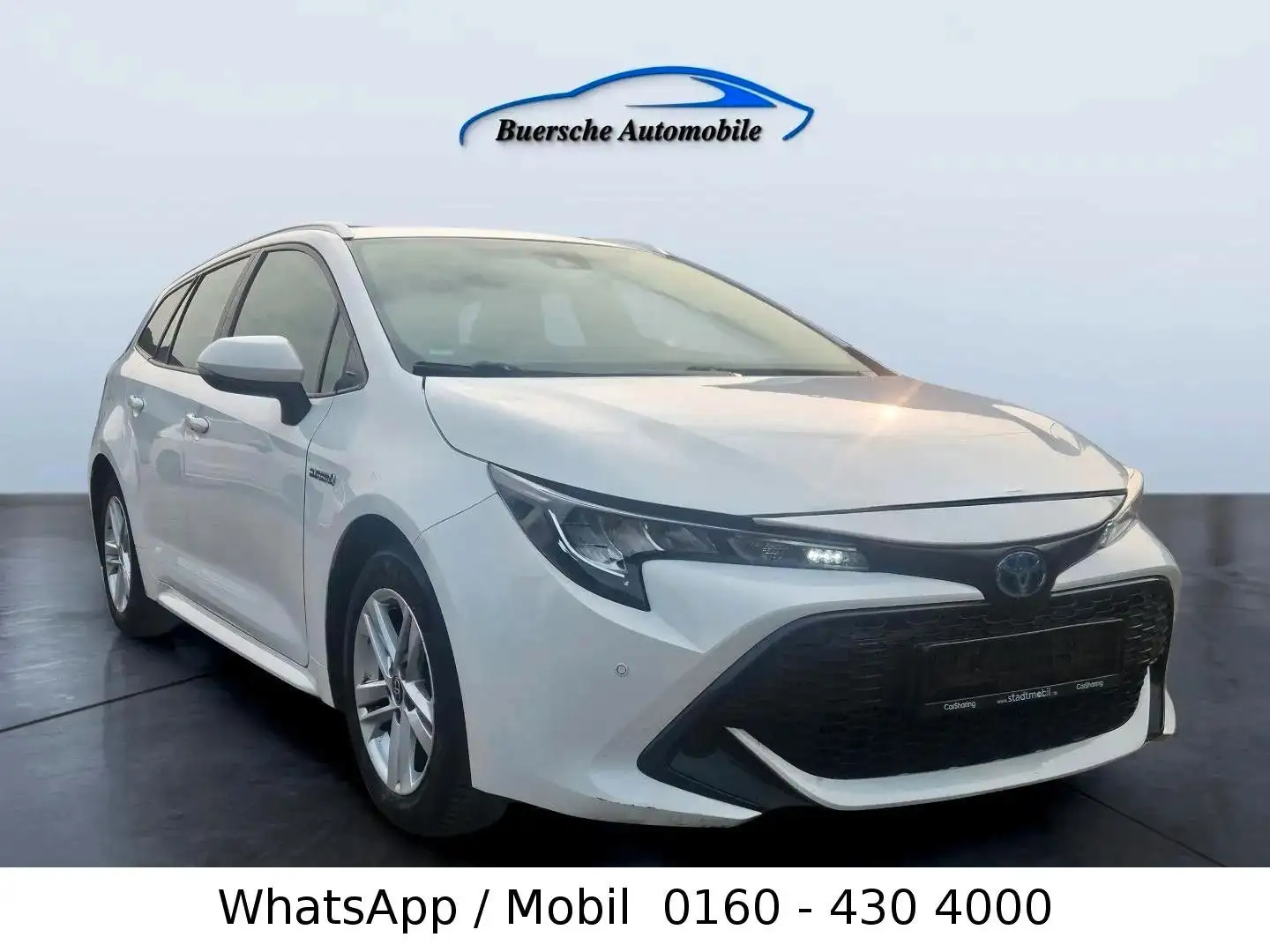 Toyota Corolla Touring Sports Hybrid Comfort Biały - 1