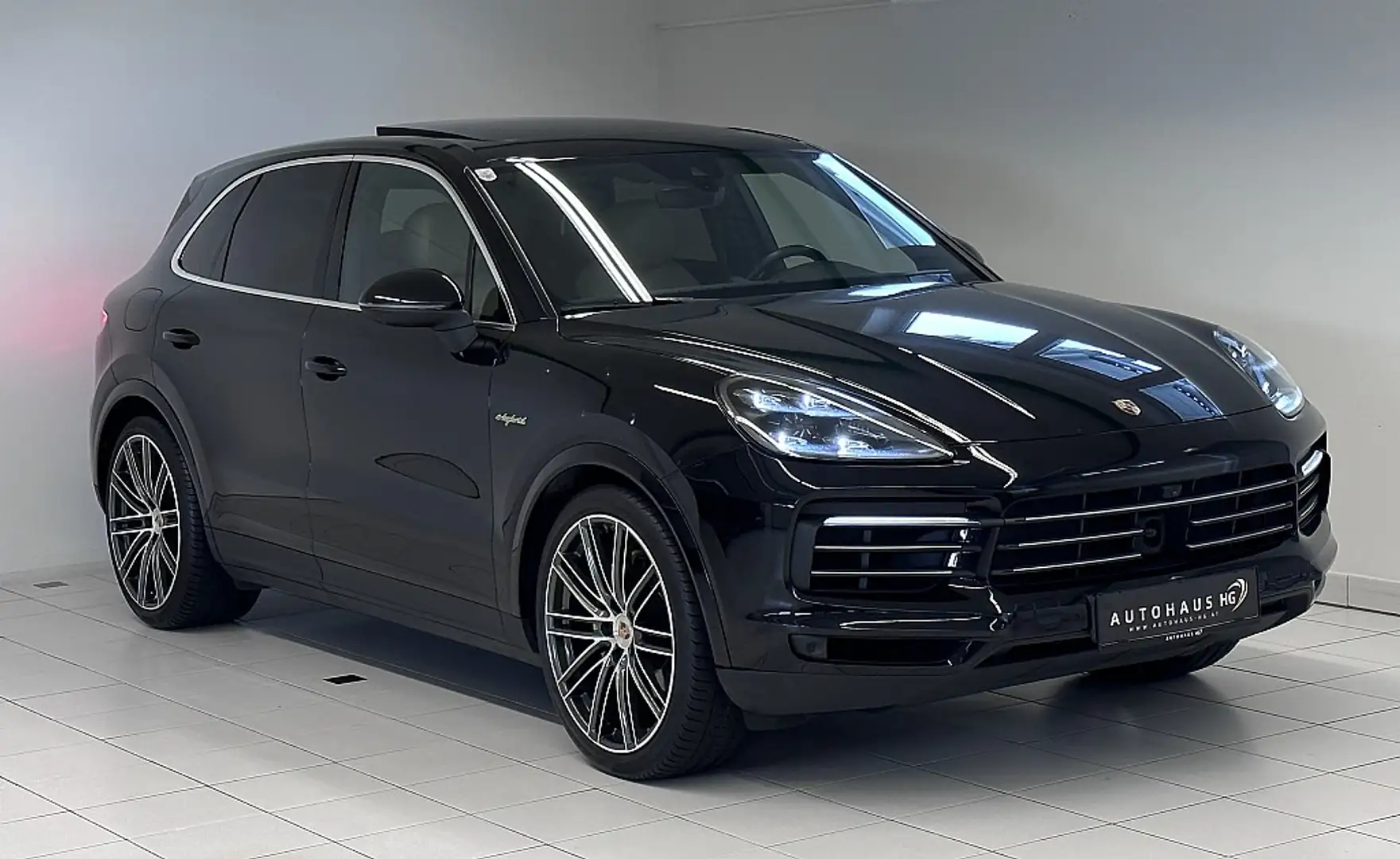 Porsche Cayenne III E-Hybrid*1.BESITZ*ACC*PANO*360°KAMERA* Schwarz - 2