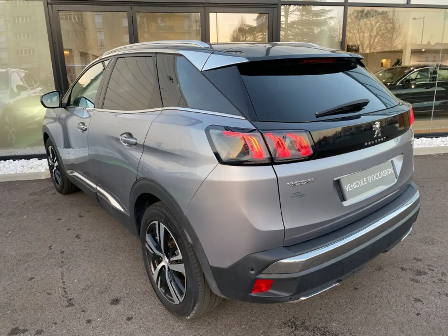 Peugeot 3008 1.2 PureTech 130ch S\u0026S GT EAT8 Grau - 2