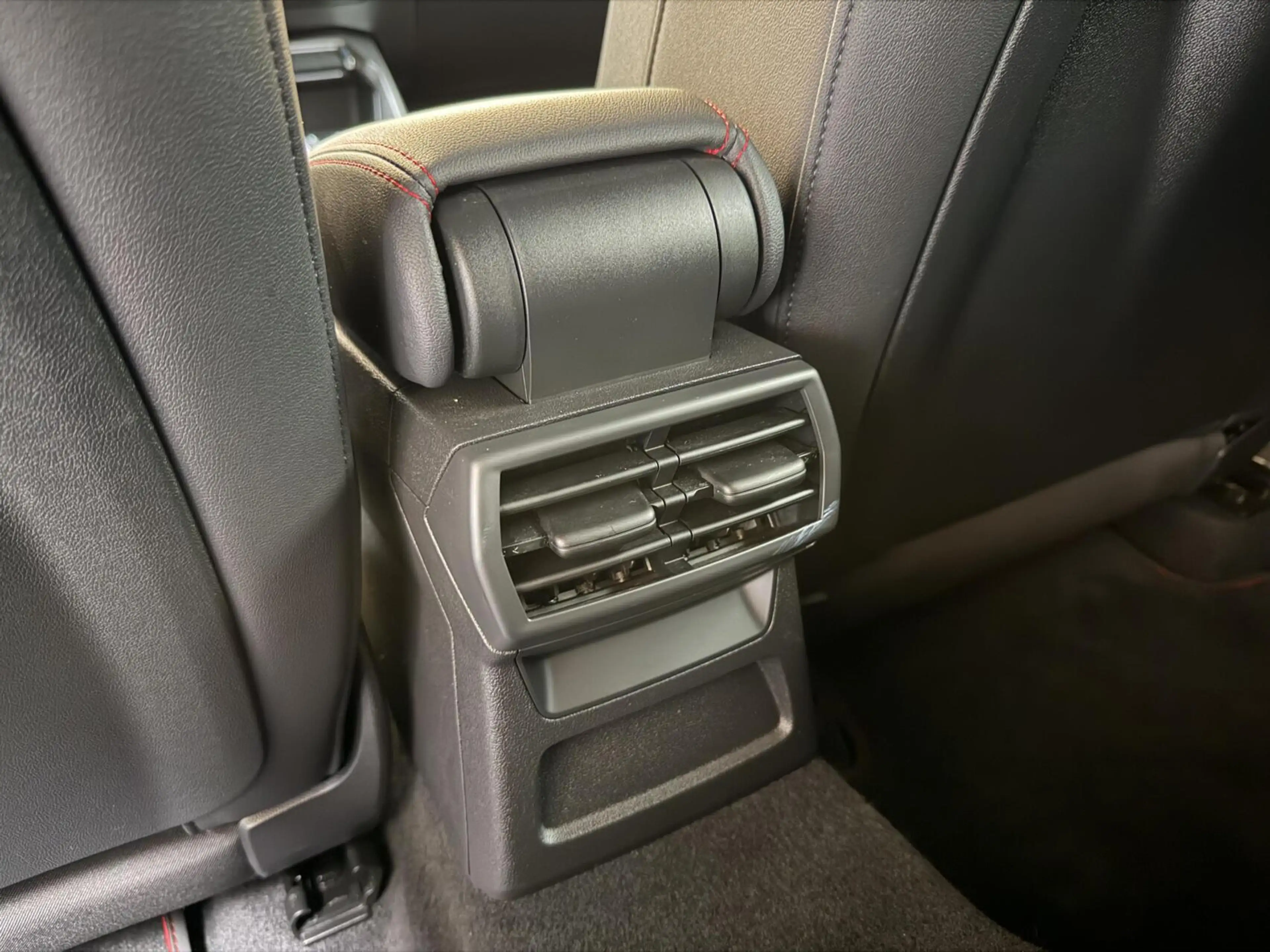 Audi A3 Sportback 45 TFSI e S edition Competition SoH 93,3 — photo 15