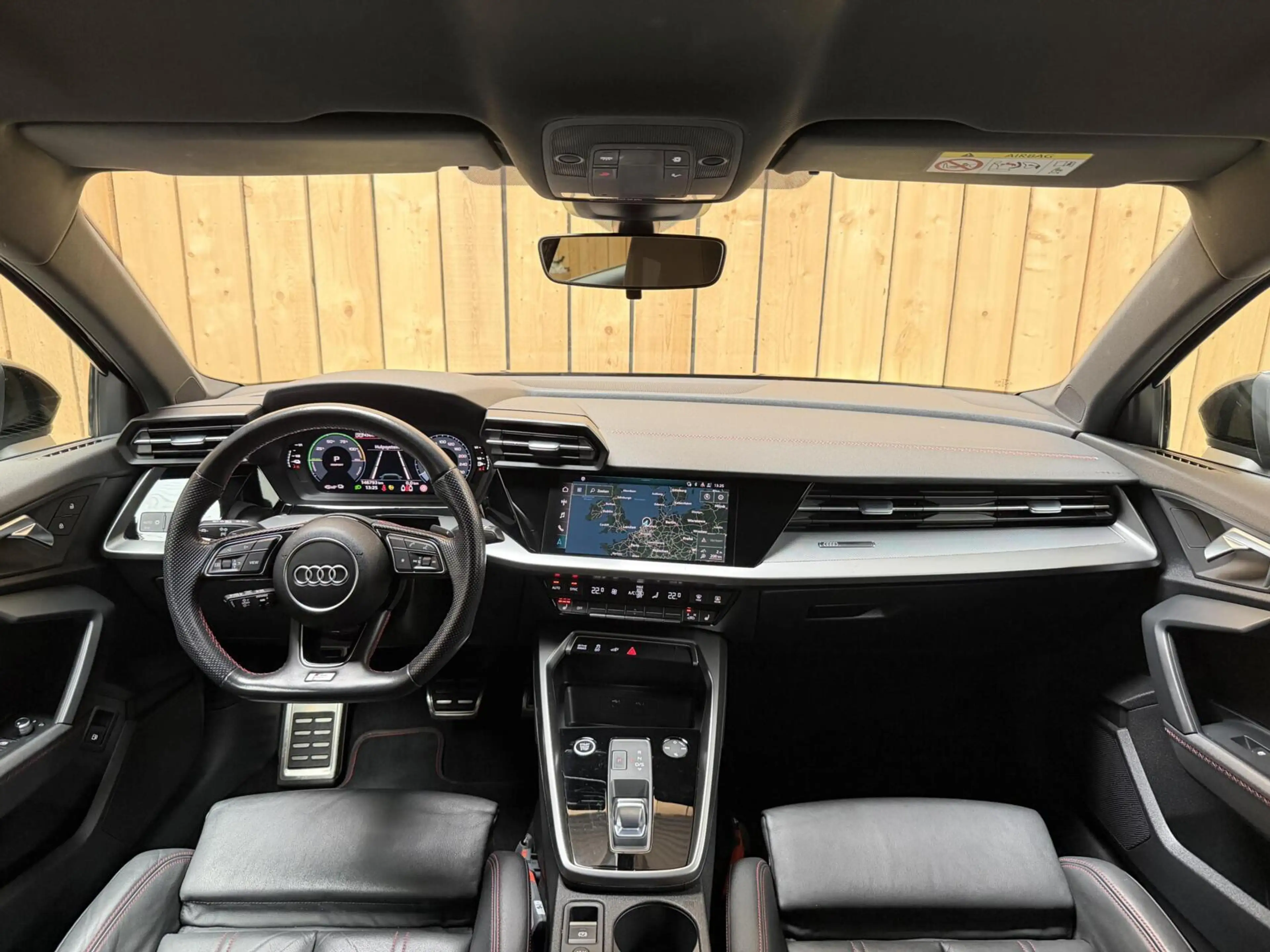Audi A3 Sportback 45 TFSI e S edition Competition SoH 93,3 — photo 3