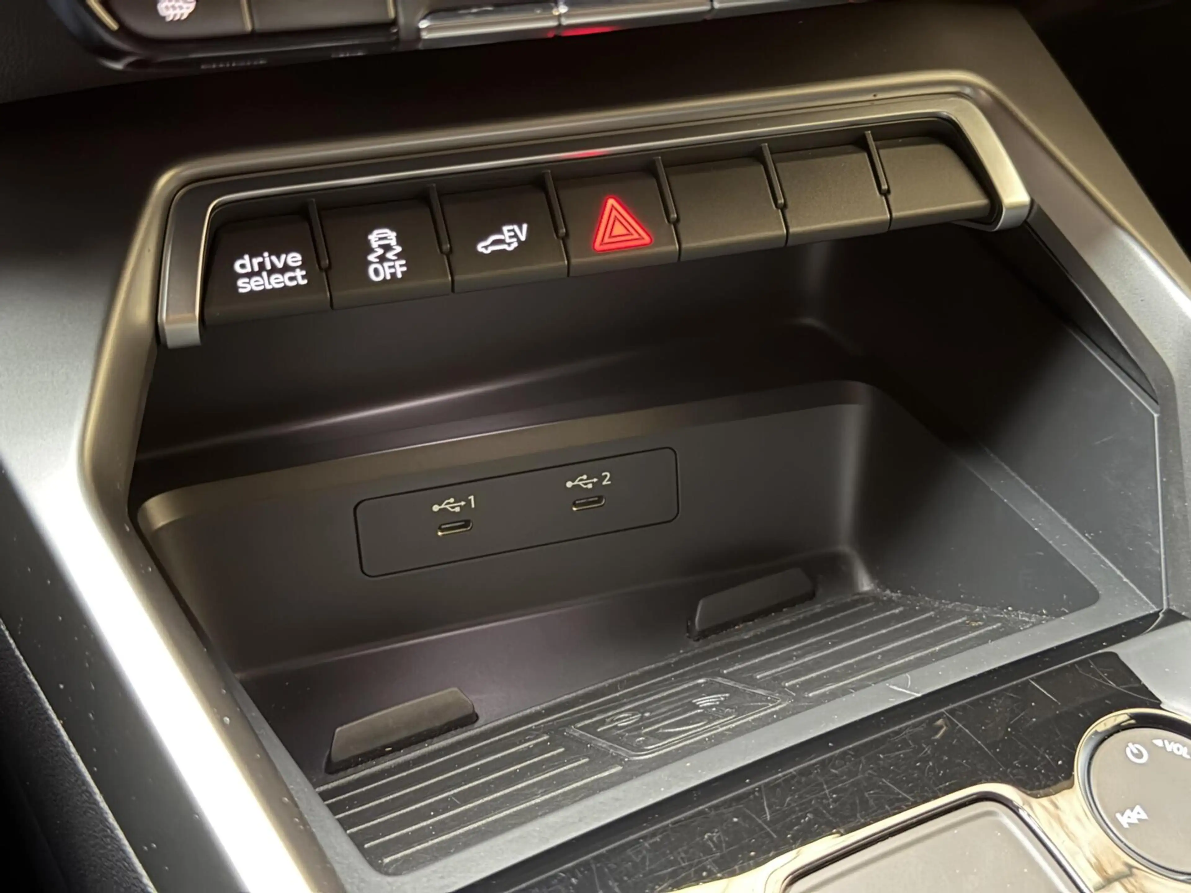 Audi A3 Sportback 45 TFSI e S edition Competition SoH 93,3 — photo 38