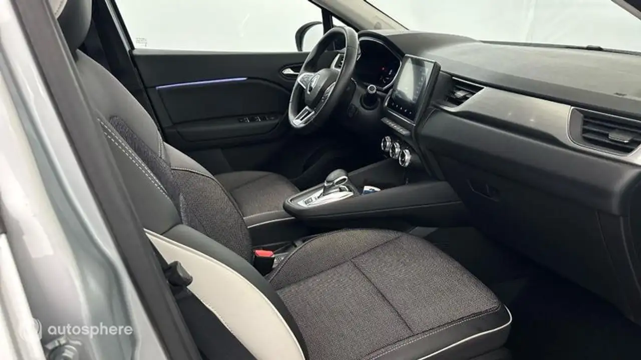 Renault Captur — photo 15