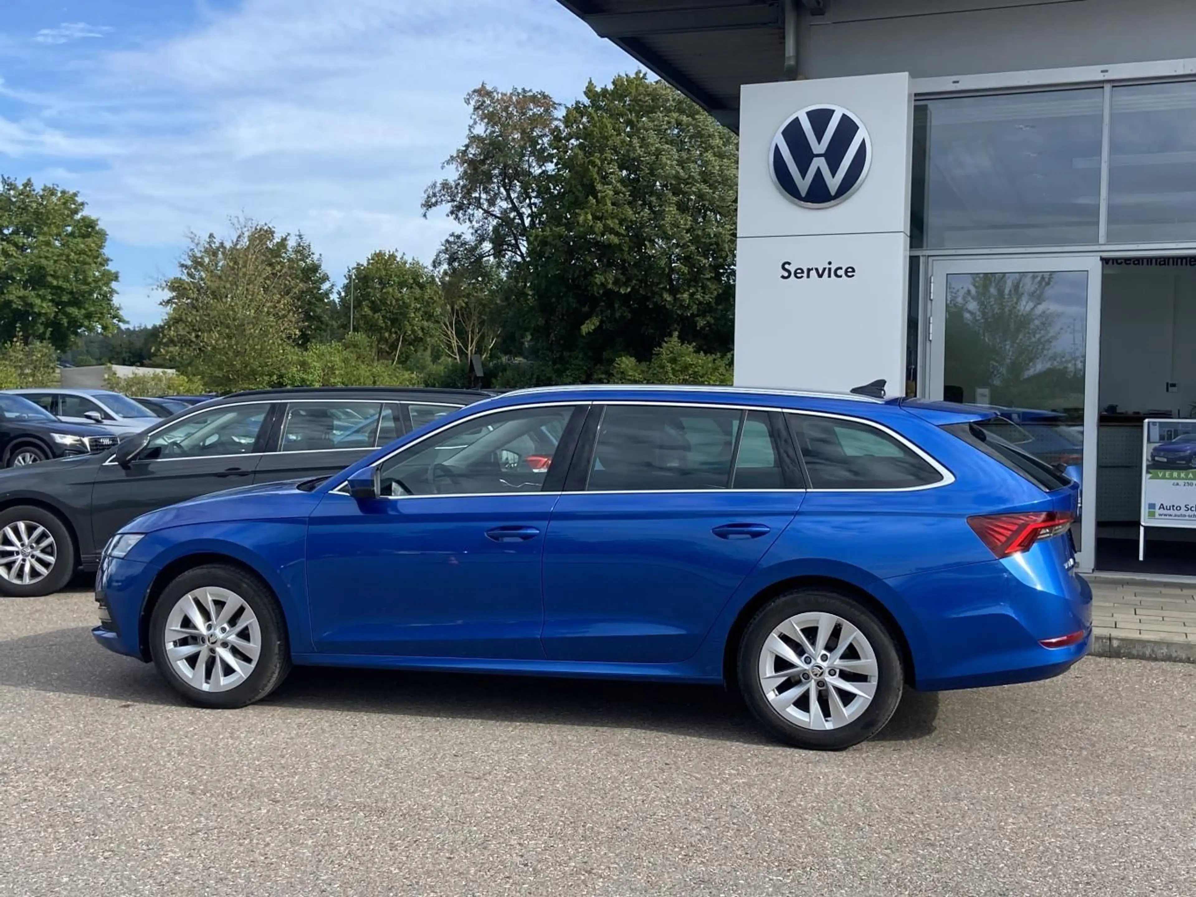 Skoda Octavia Combi 2.0 TDI DSG Style AHK+HEAD-UP+SMAR — photo 3
