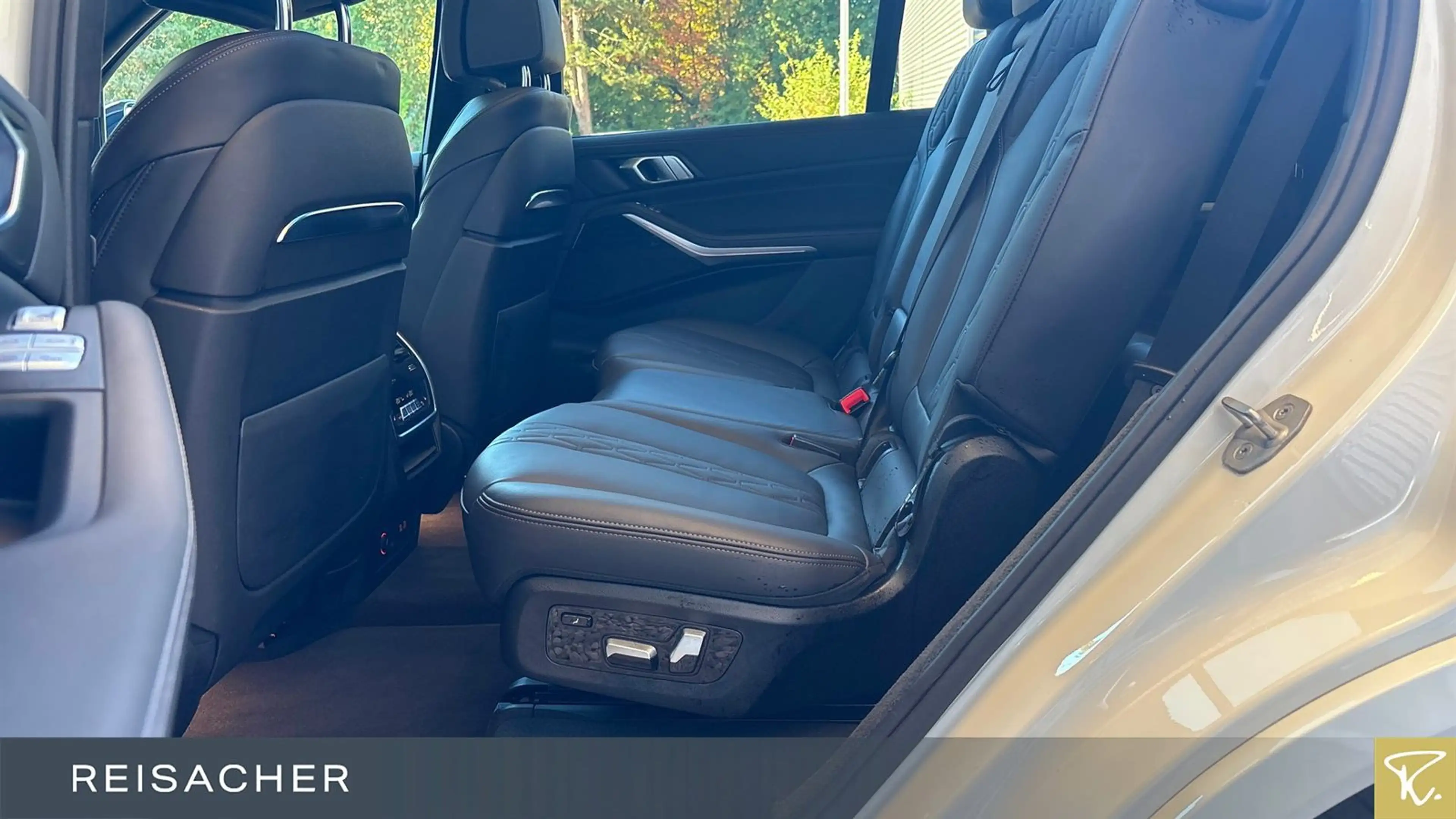 BMW X7 xDrive40i M-Sport IAL DA PA Gestik 4xSH SoClo — photo 8
