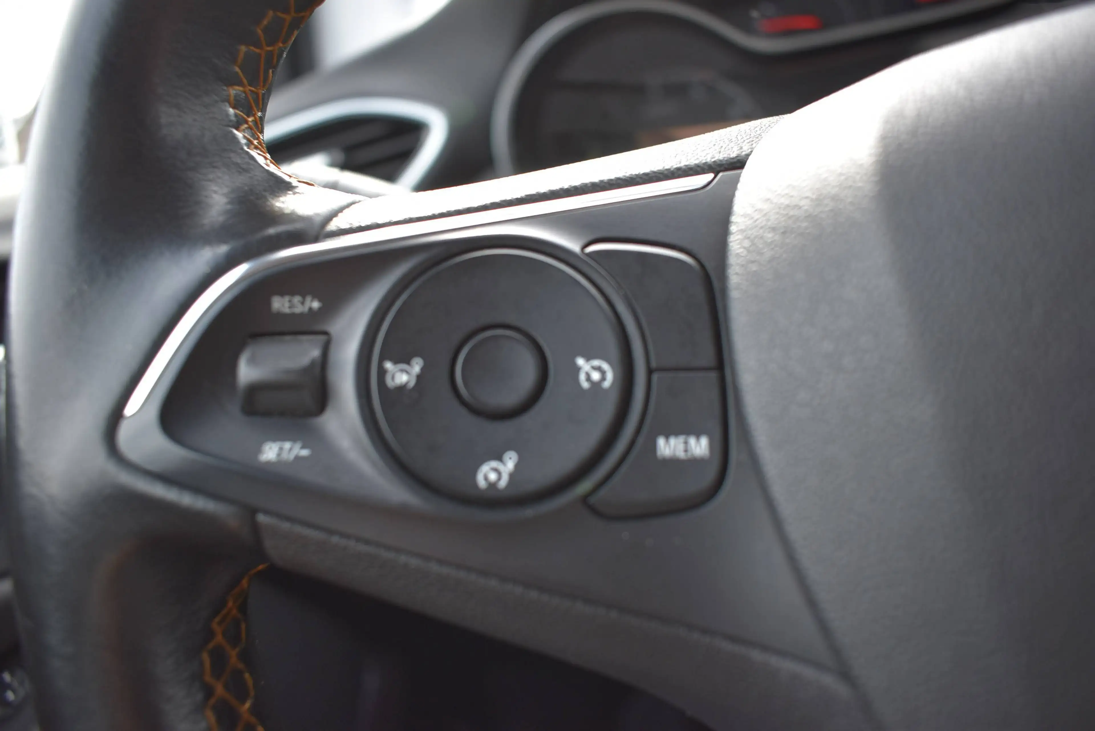 Opel Crossland X 1.2i Turbo ECOTEC Innovation CarPlay***12M GARANTIE***92.000KM!!! — photo 14