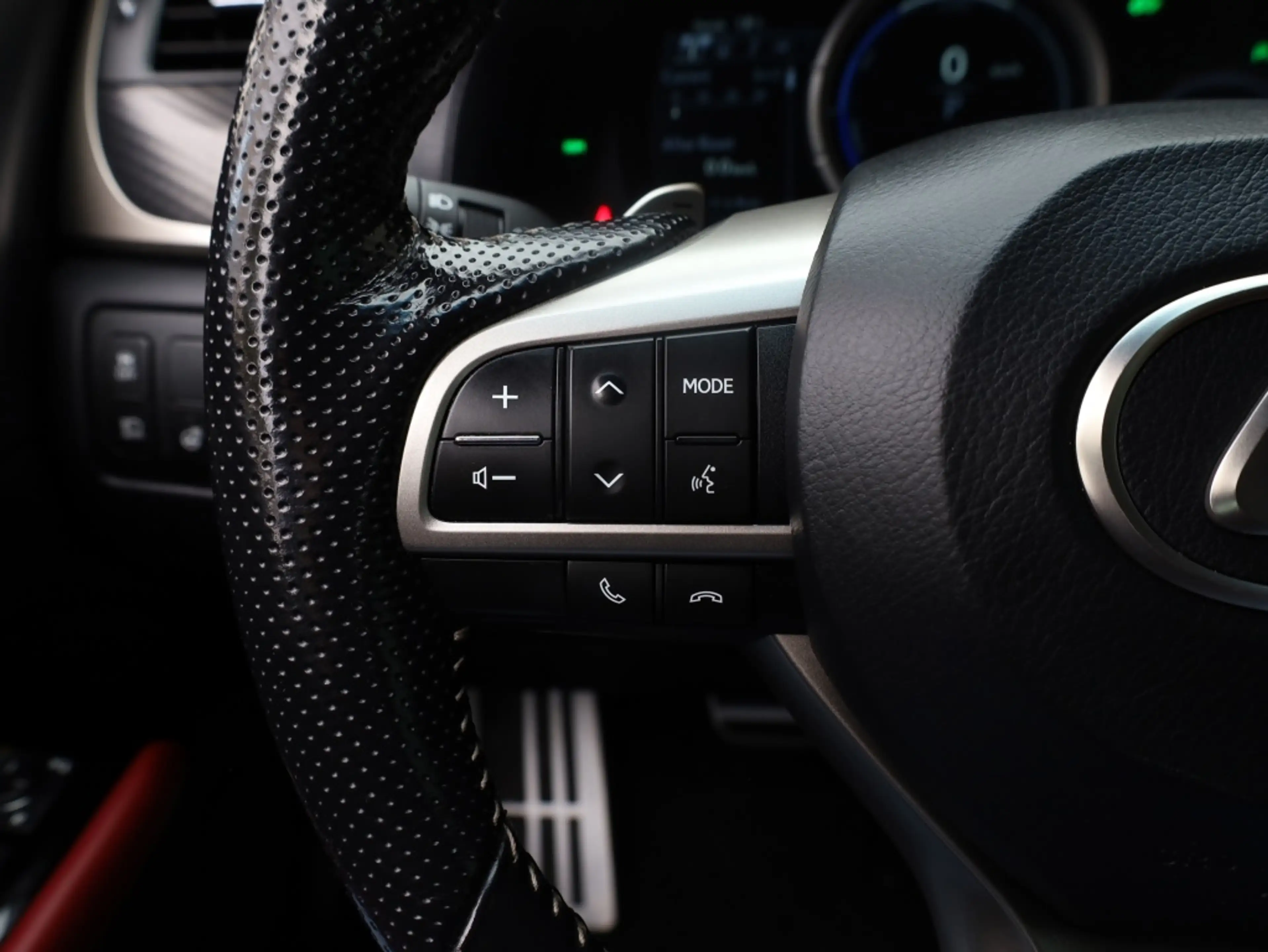 Lexus GS 450h F Sport Line | Mark Levinson | Schuifdak | Stoelve — photo 26