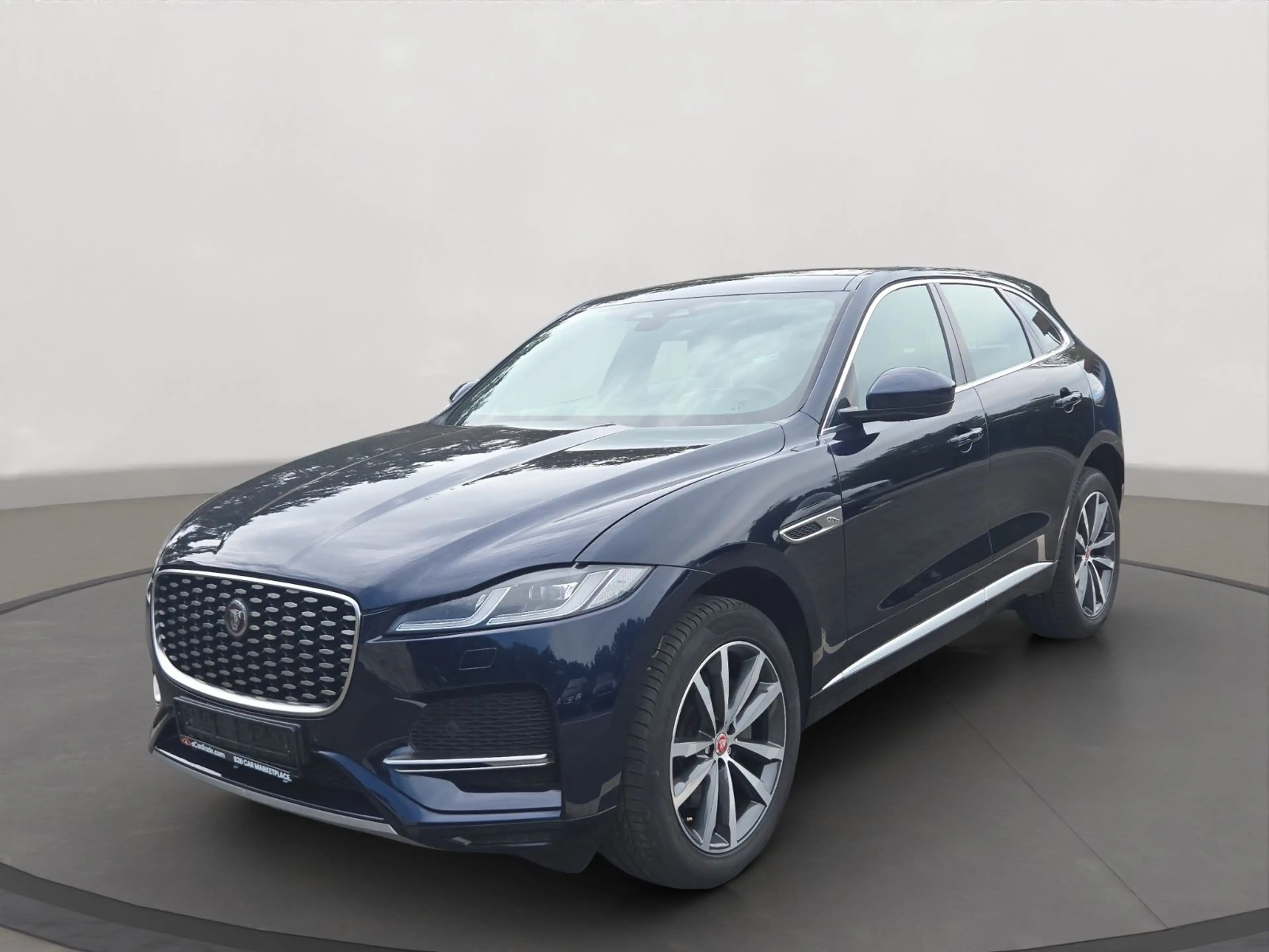 Jaguar F-Pace F-PACE AWD Leder/2PDC/e-Sitze/SHZ/SHD/Pano