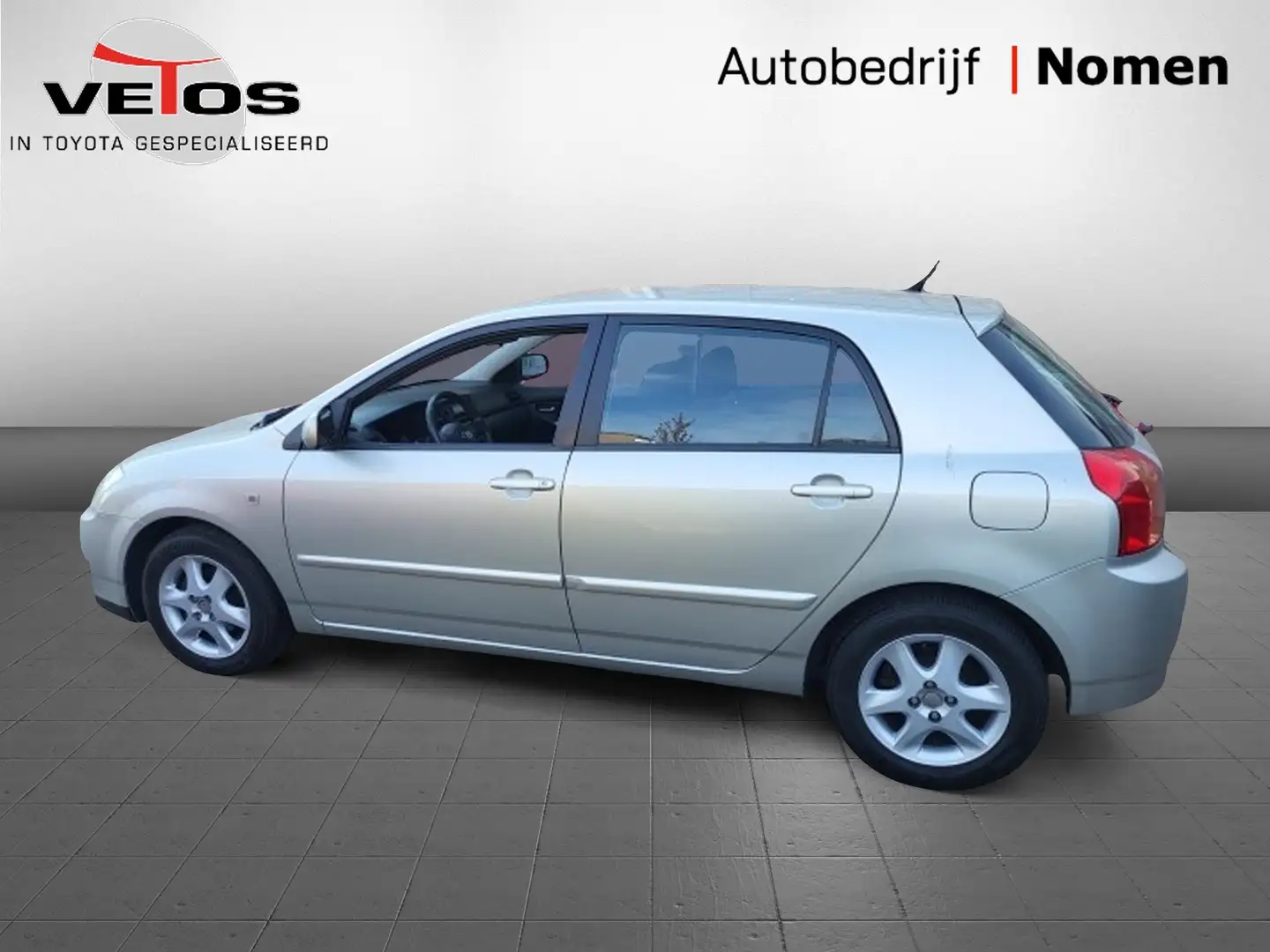 Toyota Corolla 1.4 16v VVT-i Anniversary 5drs Šedá - 1