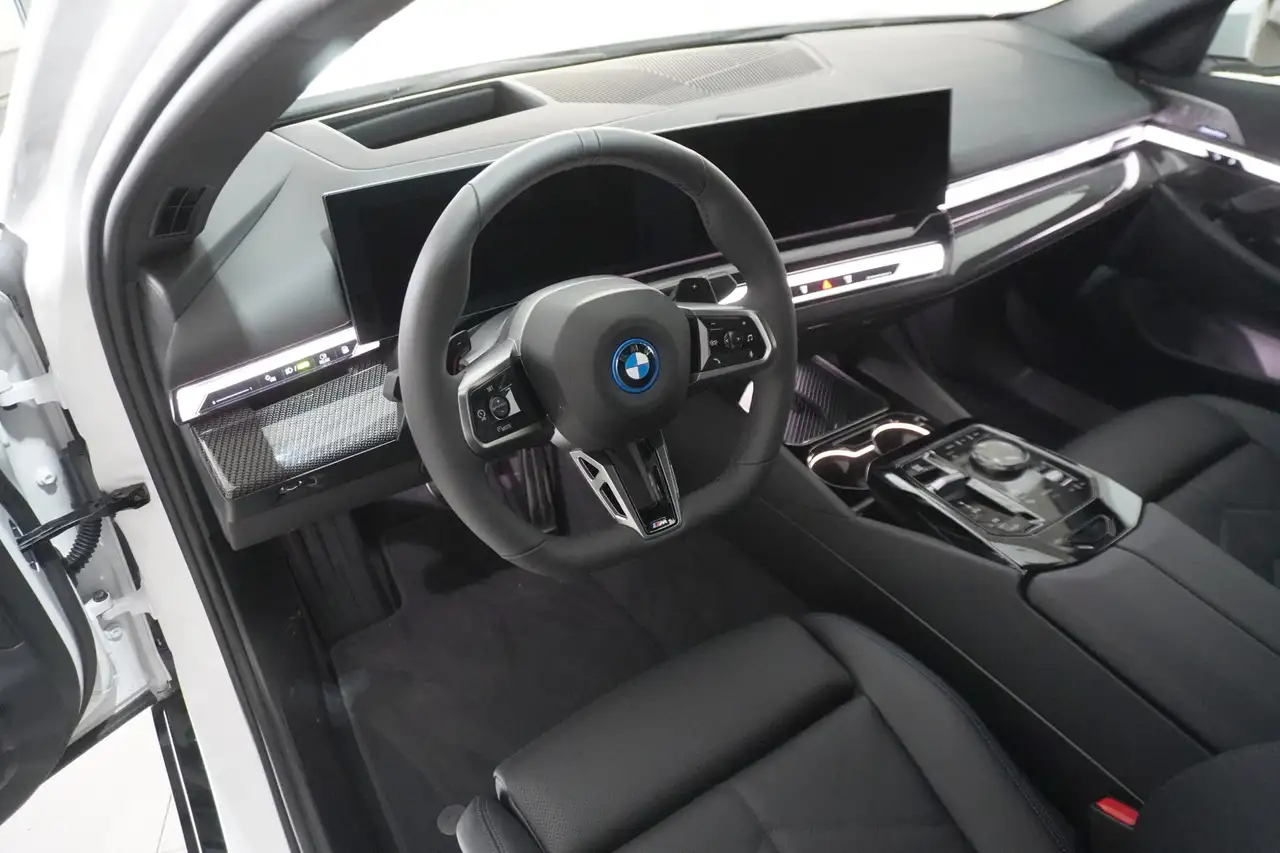 BMW 5 Series 2026