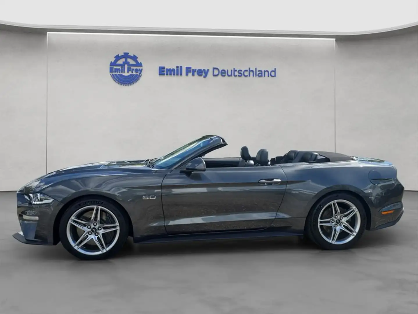 Ford Mustang Convertible 5.0 Ti-VCT V8 Aut. GT Grijs - 2