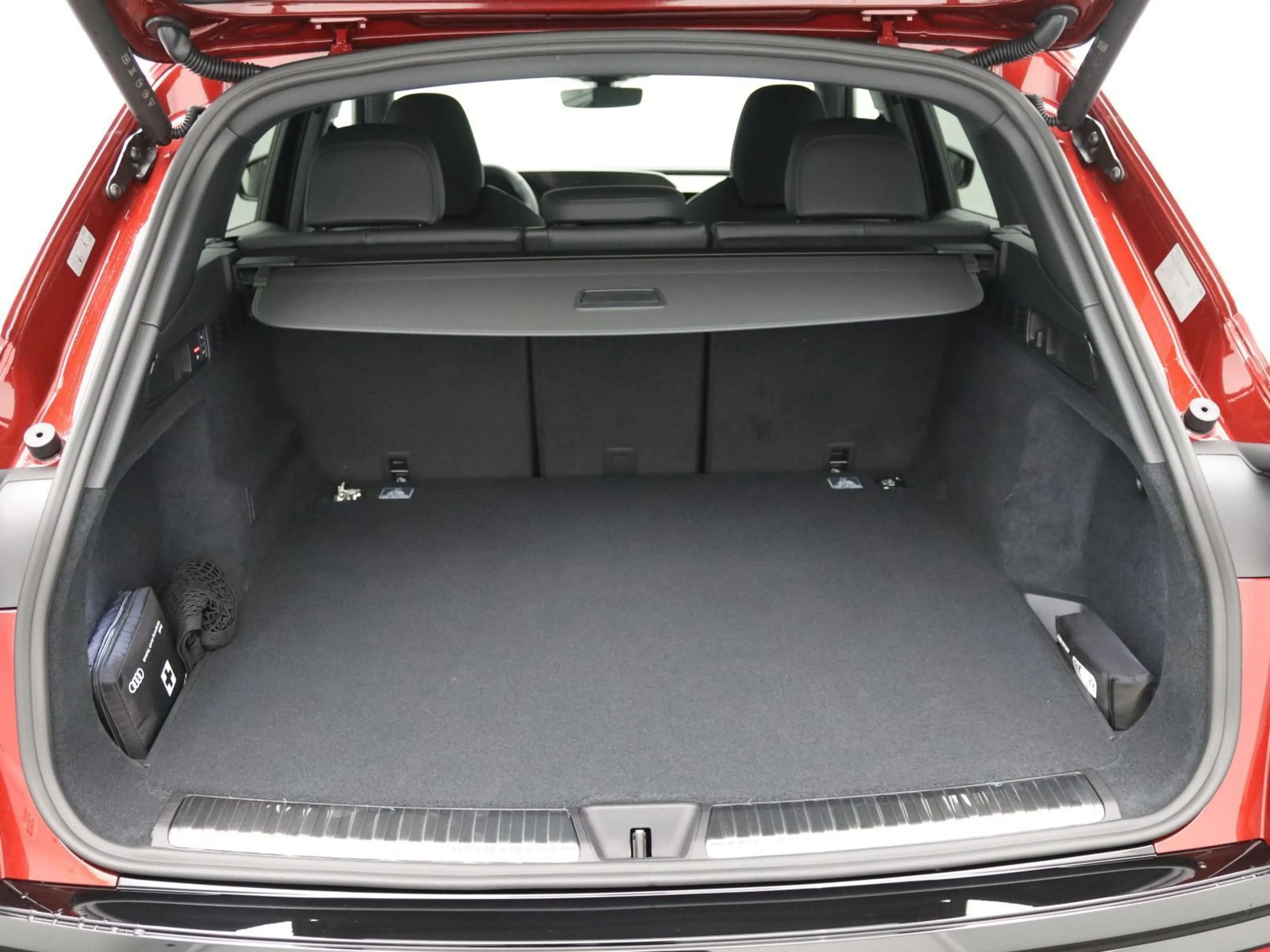 Audi Q5 e-hybrid quattro, Pano, TechPro, AHK, Luftfed — photo 8