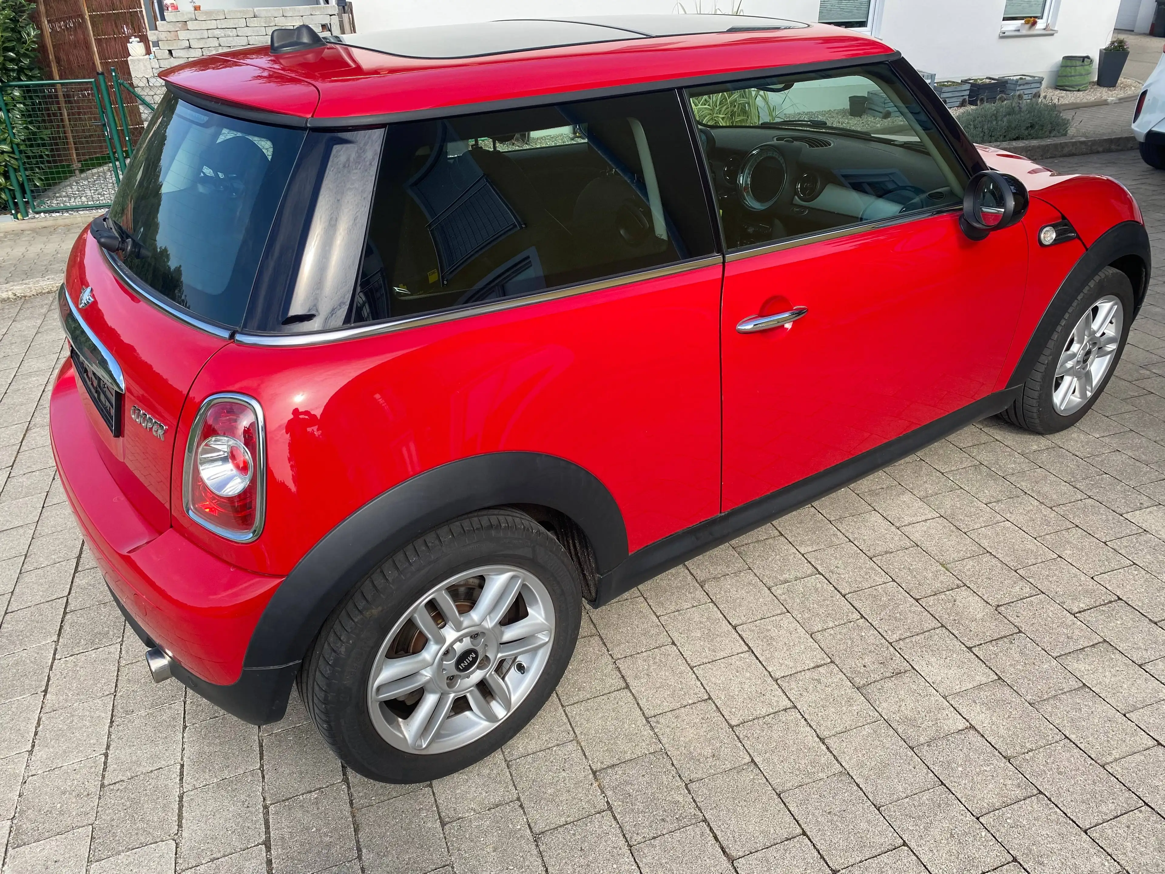 MINI One Cooper — photo 5