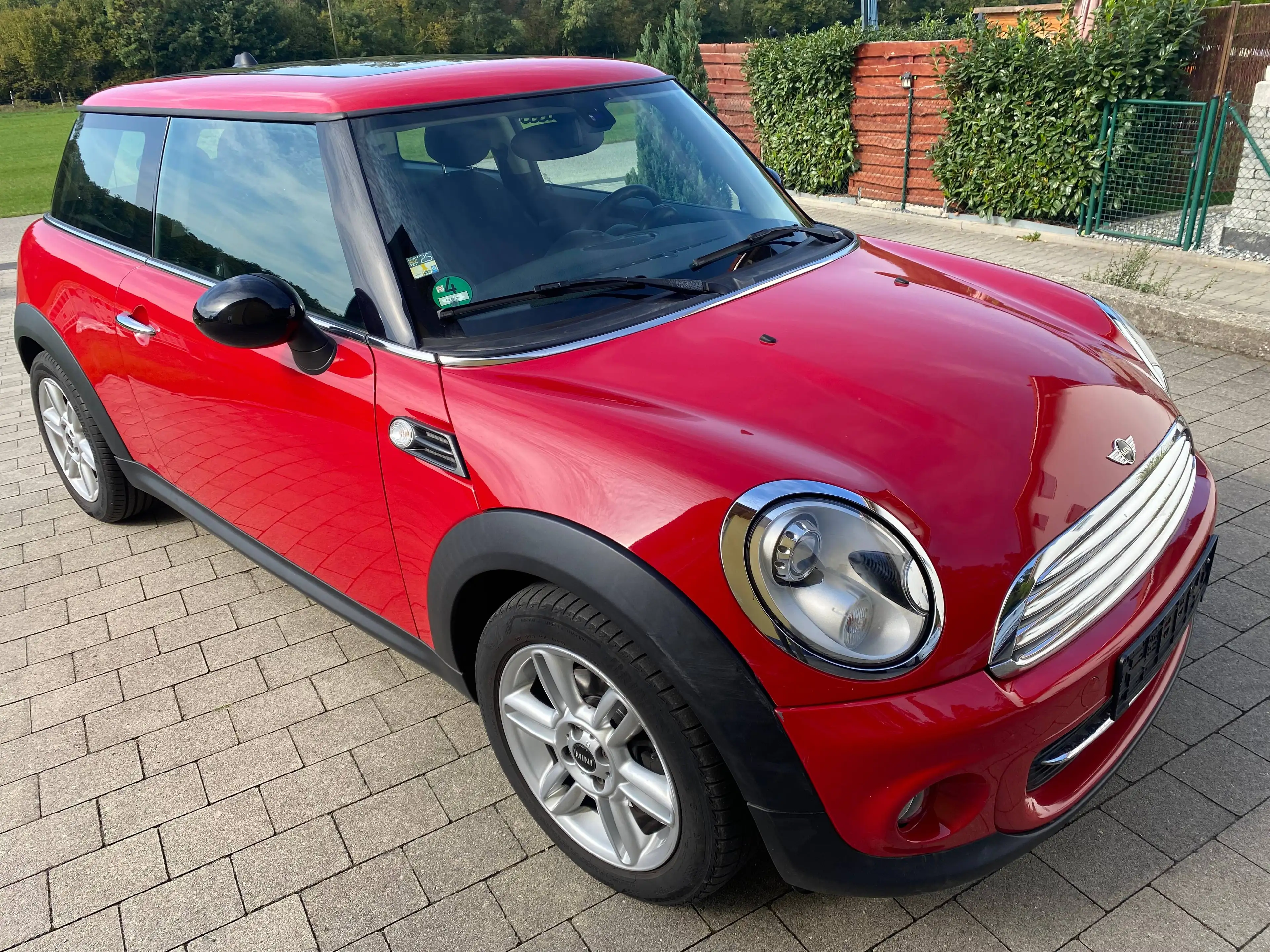 MINI One Cooper — photo 2