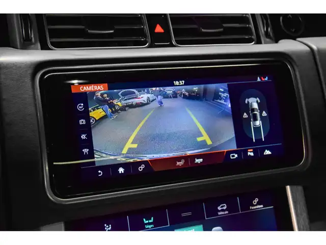 Land Rover Range Rover view 14