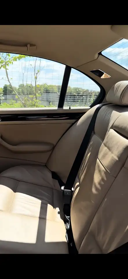 BMW 323iA, foto 5