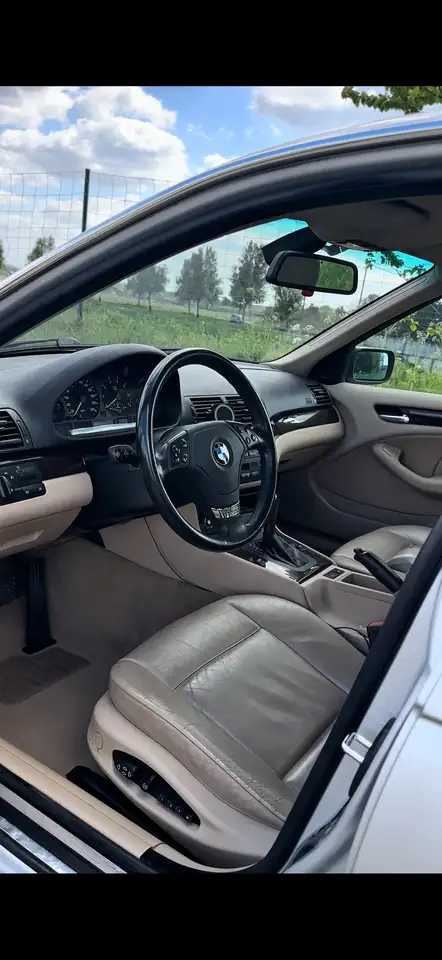 BMW 323iA, foto 6
