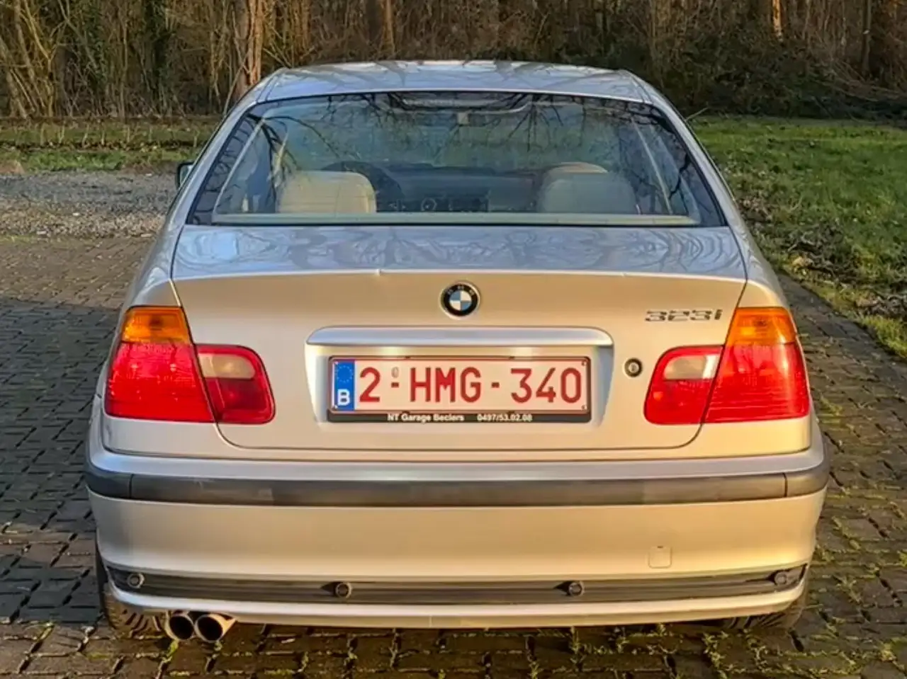 BMW 323iA, foto 2
