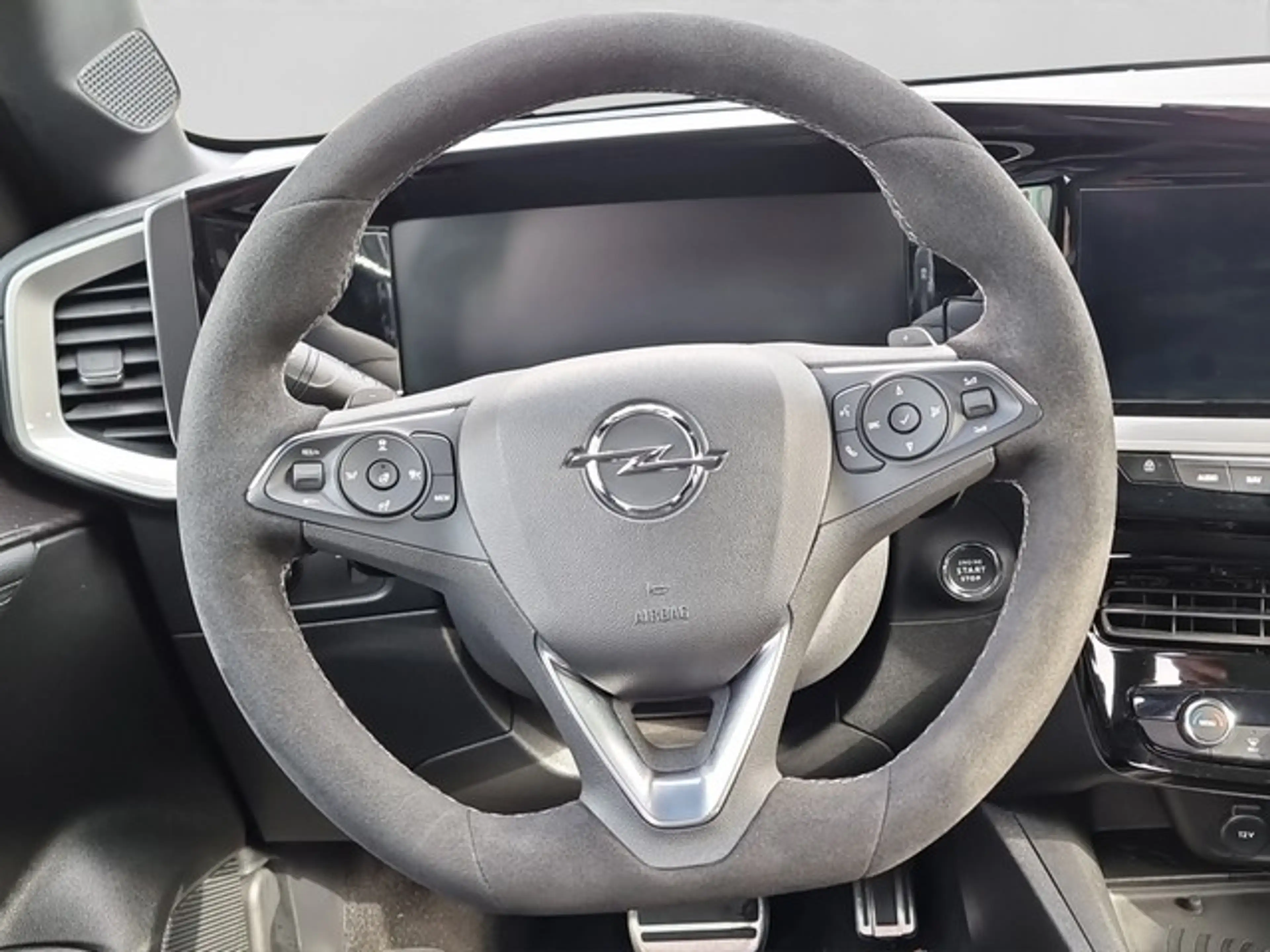 Opel Mokka Navi Leder Massagesitze Apple CarPlay Android Auto — photo 13