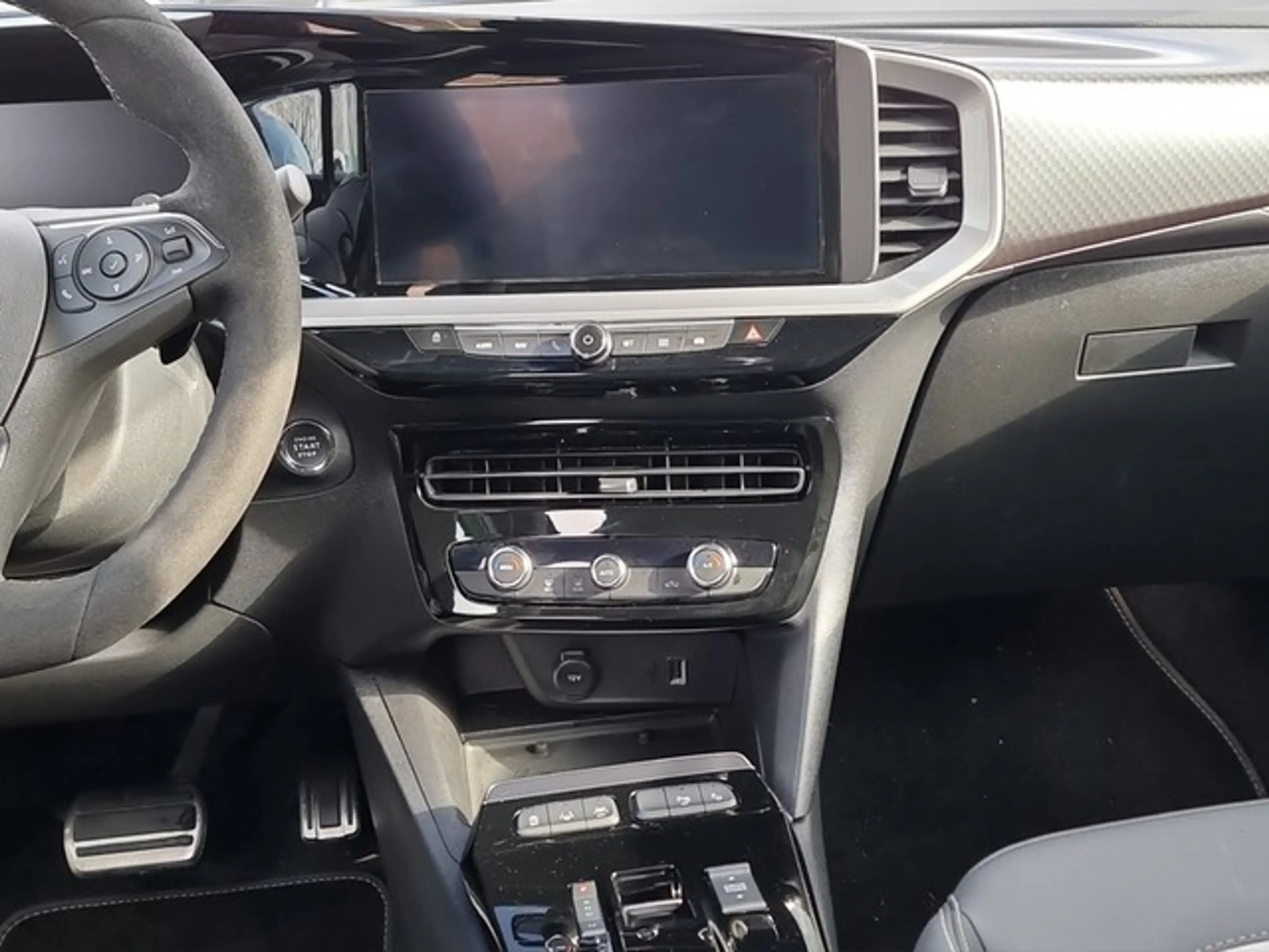 Opel Mokka Navi Leder Massagesitze Apple CarPlay Android Auto — photo 11