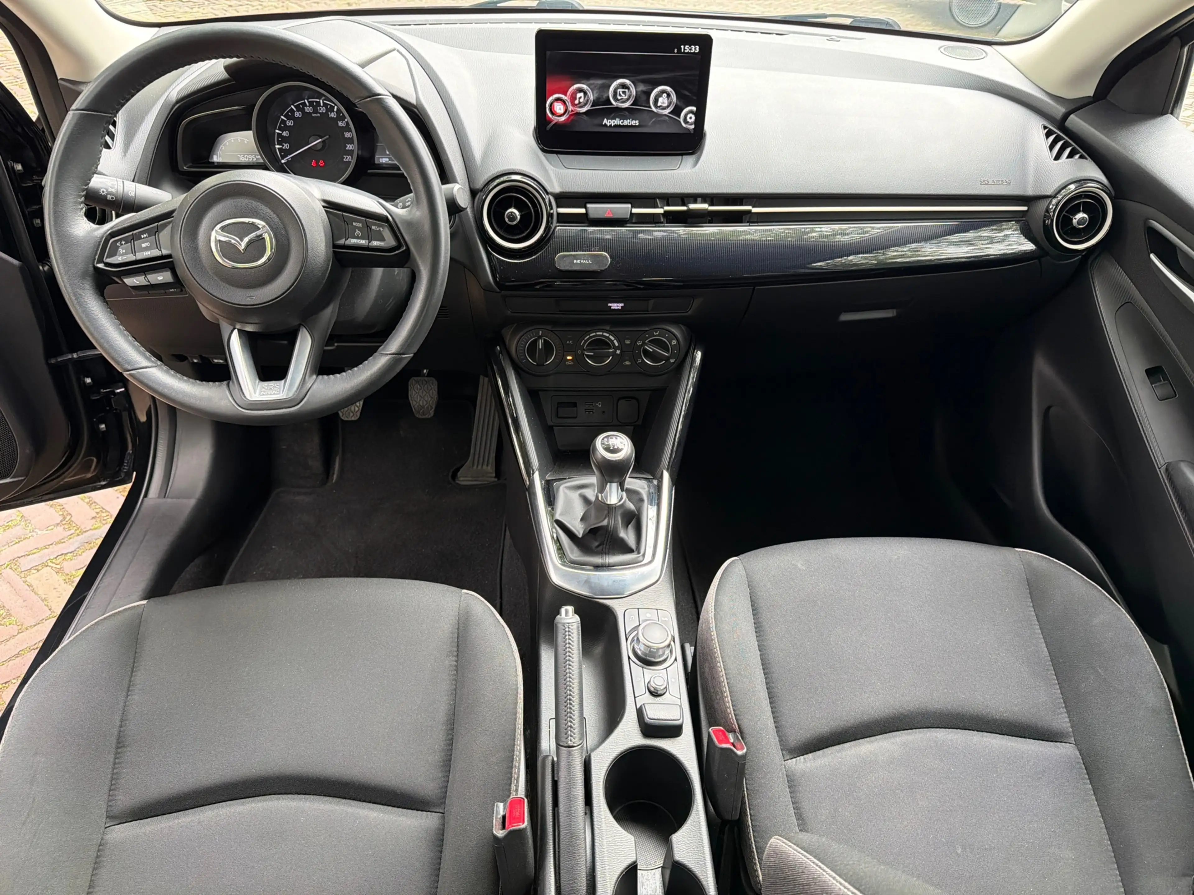 Mazda 2 1.5 e-SkyActiv-G 90 Centre-Line. goedkoopste met d — photo 12