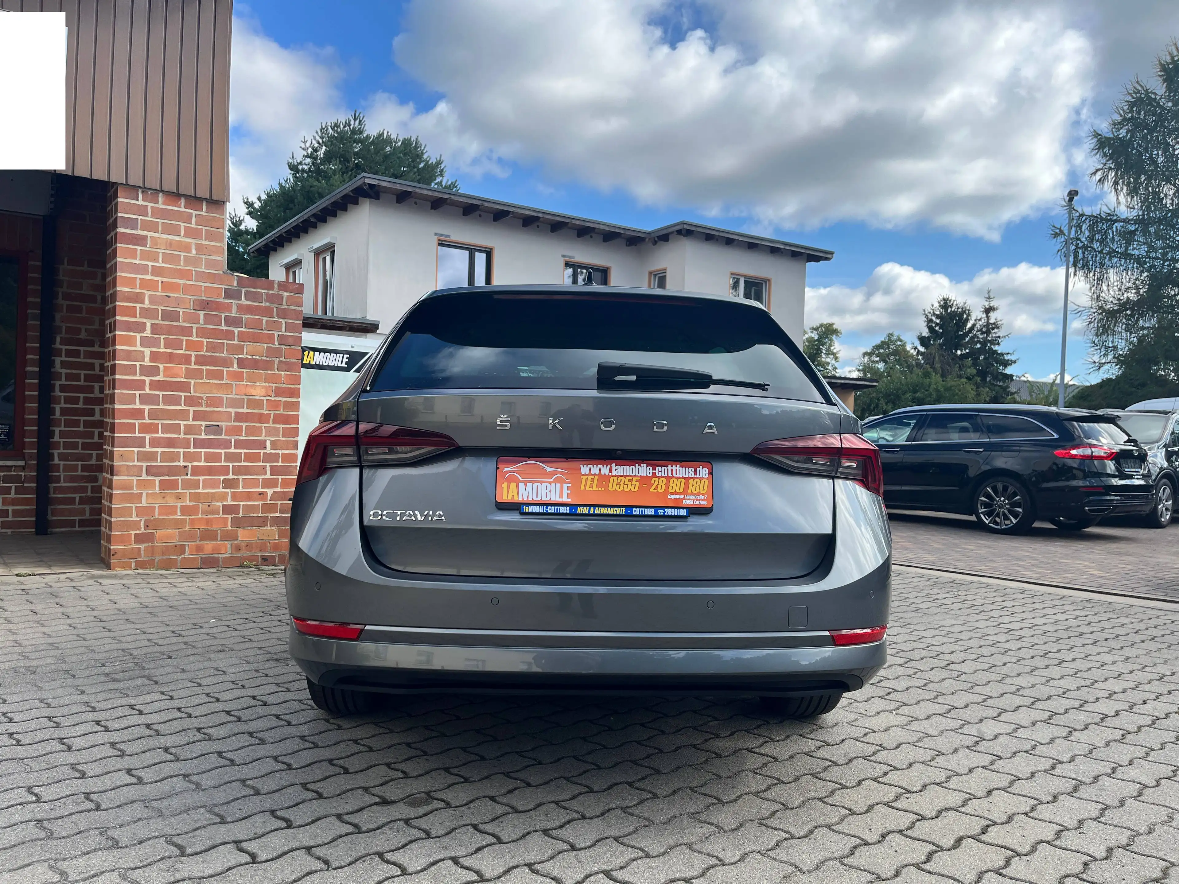 Skoda Octavia Kamera - Sitzh. - AHK - LED — photo 5
