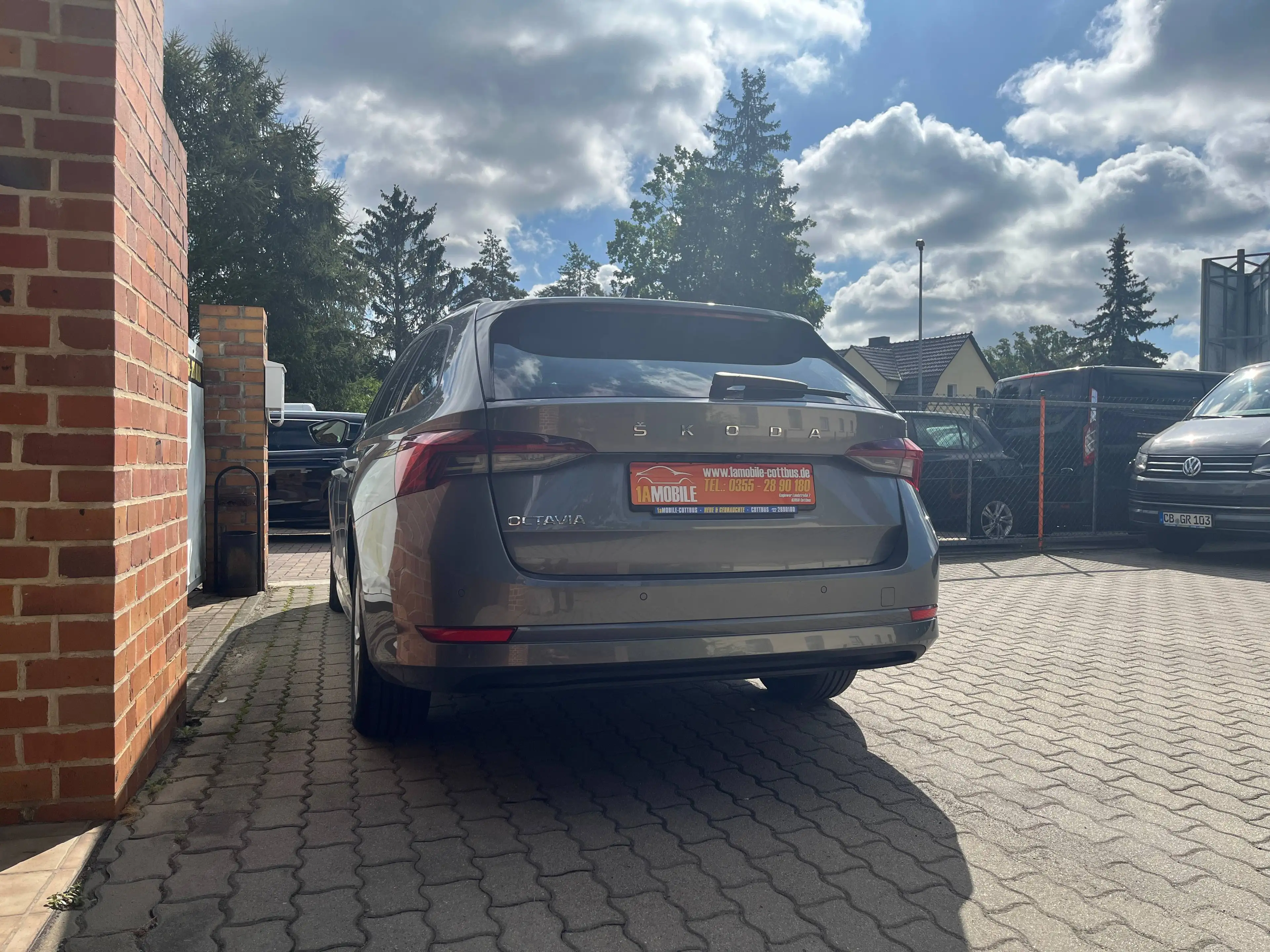 Skoda Octavia Kamera - Sitzh. - AHK - LED — photo 4