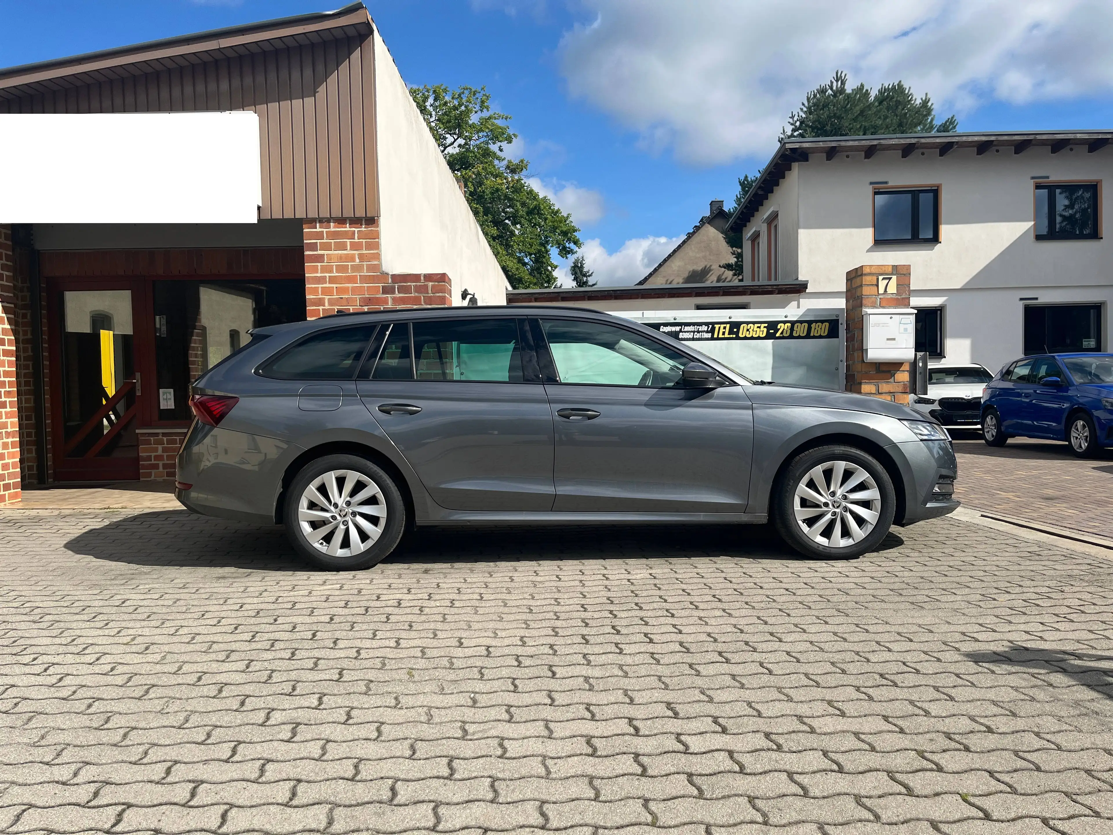 Skoda Octavia Kamera - Sitzh. - AHK - LED — photo 7