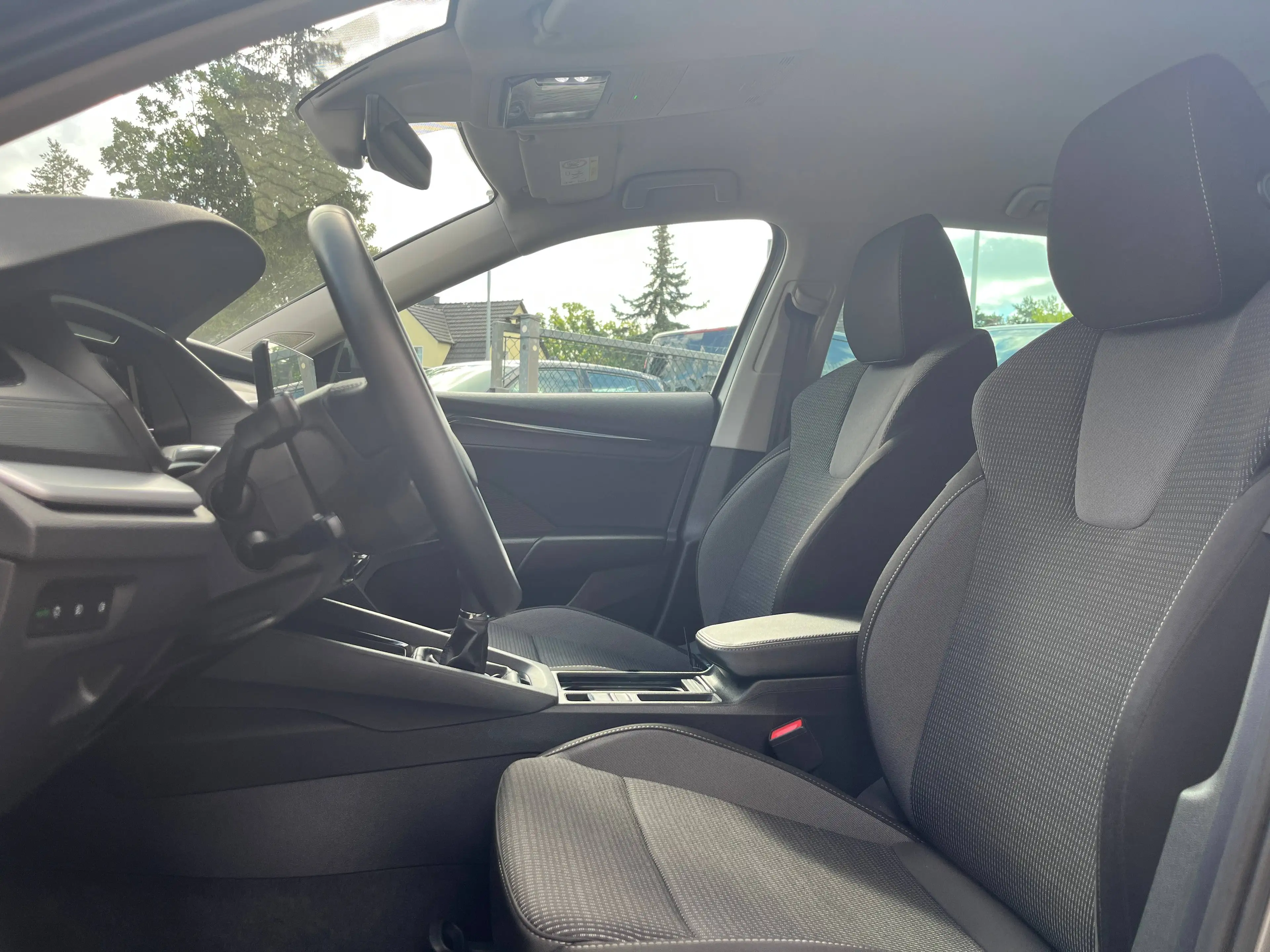 Skoda Octavia Kamera - Sitzh. - AHK - LED — photo 11