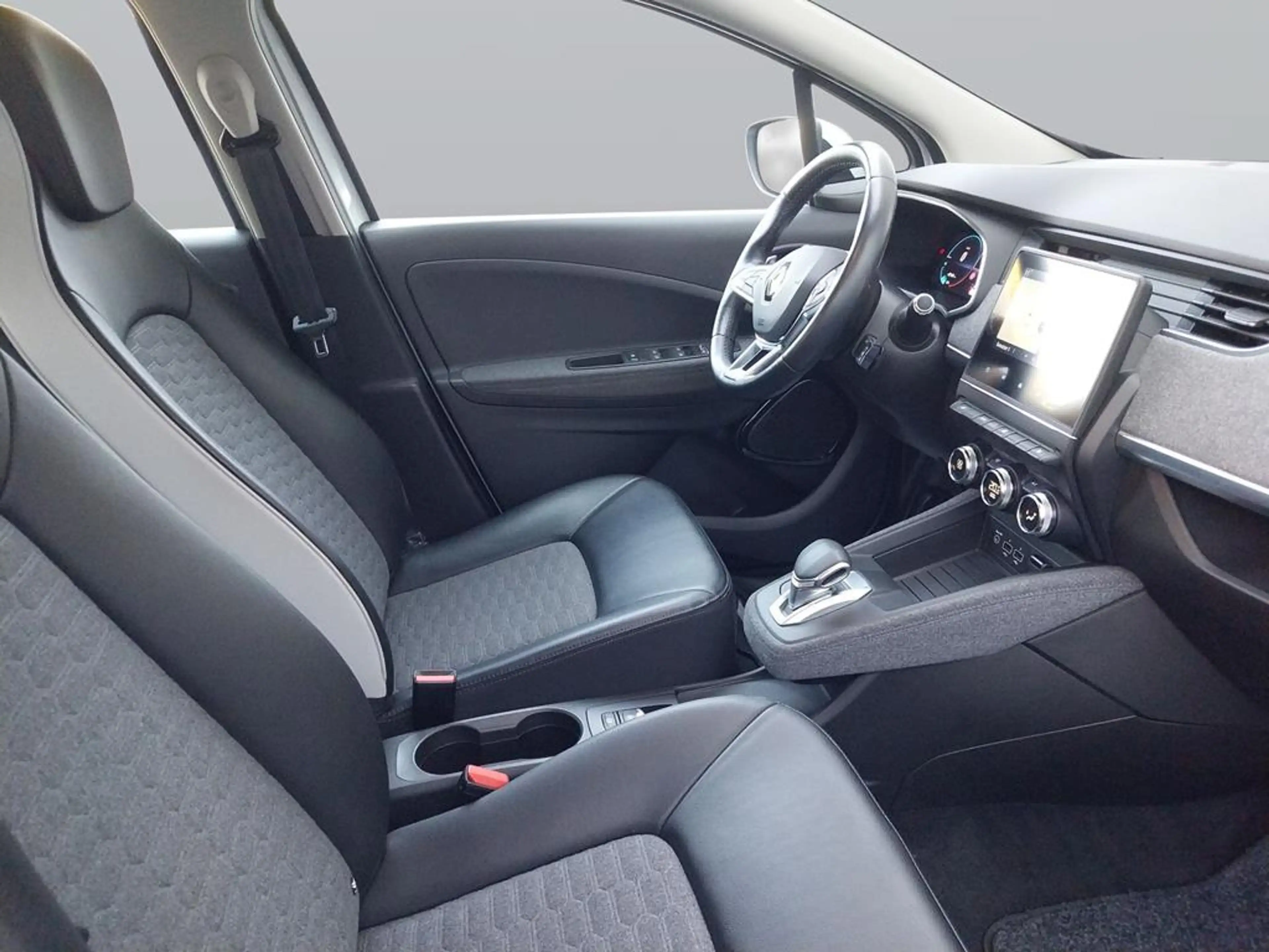 Renault ZOE Zoe Intens R135 — photo 13