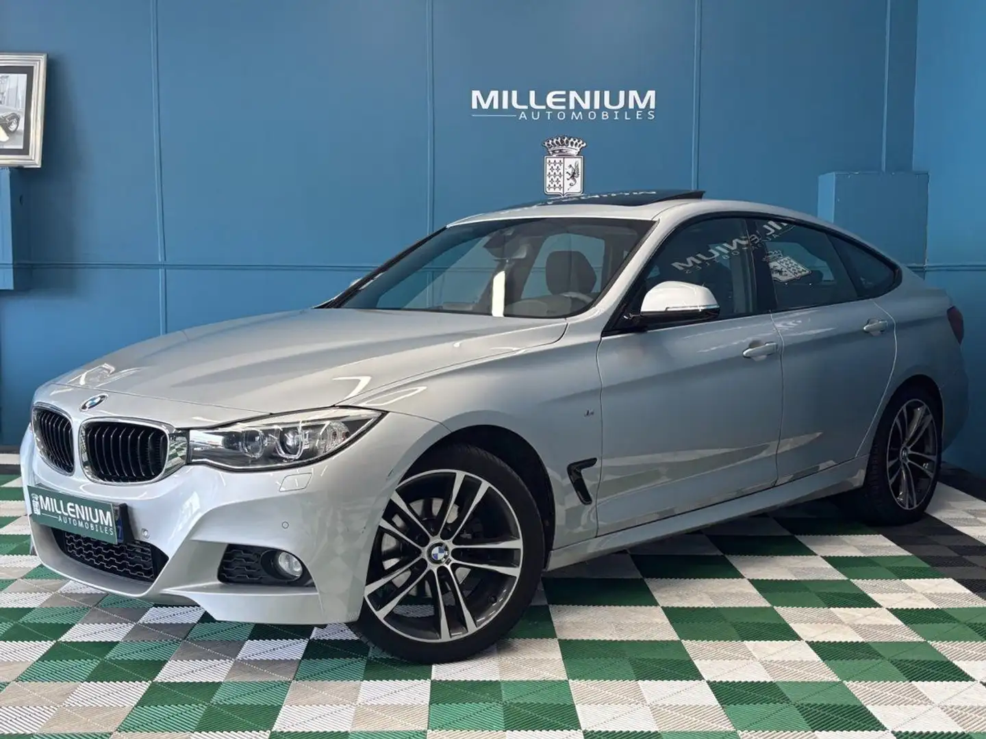 BMW 320 SERIE (F34) 320DA XDRIVE 184CH M SPORT Blanc - 1