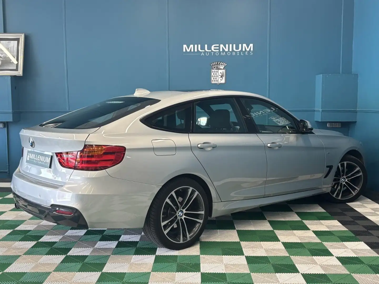 BMW 320 SERIE (F34) 320DA XDRIVE 184CH M SPORT Blanc - 2
