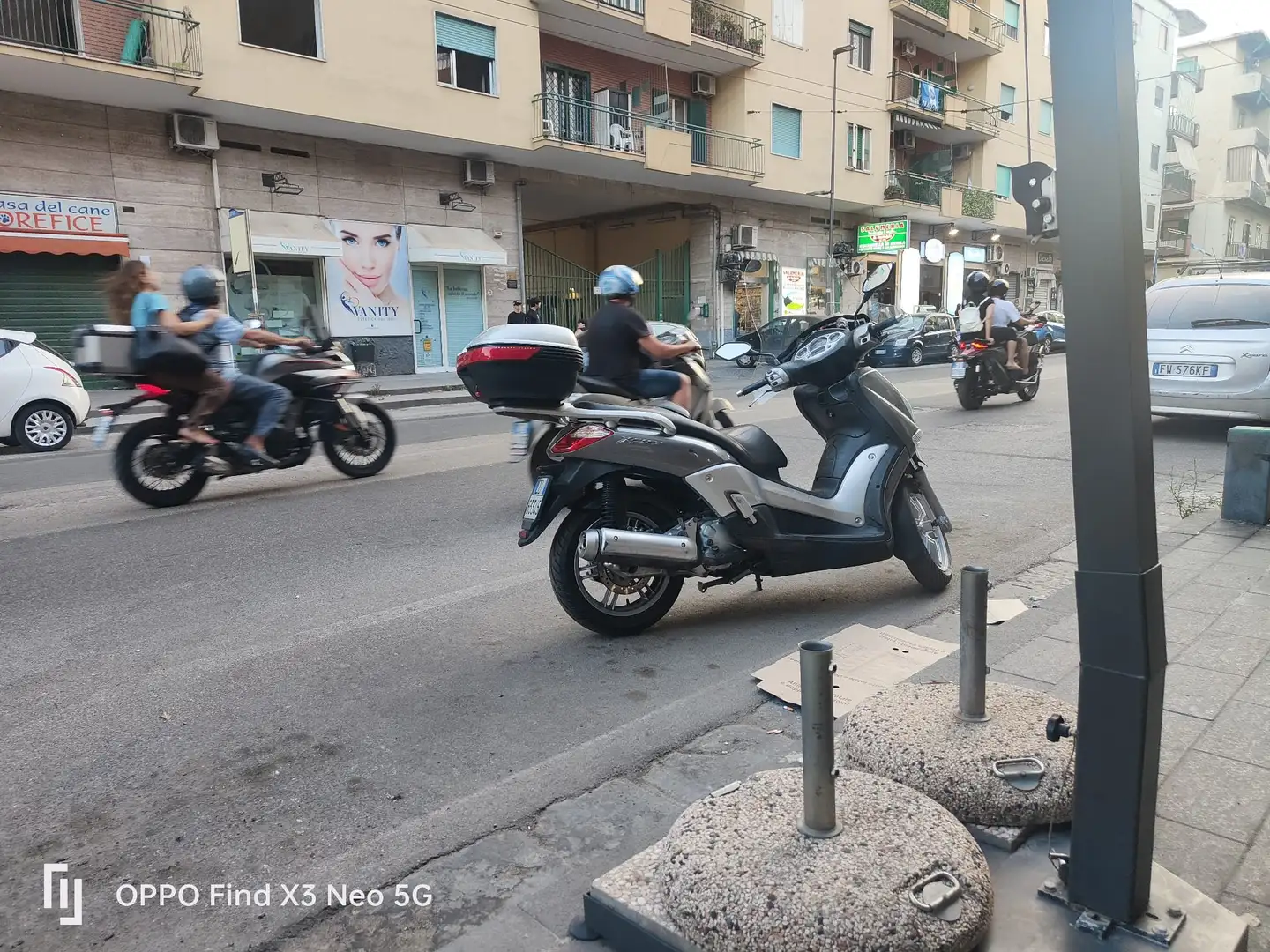 Yamaha X-City 250 scooter Gris - 1