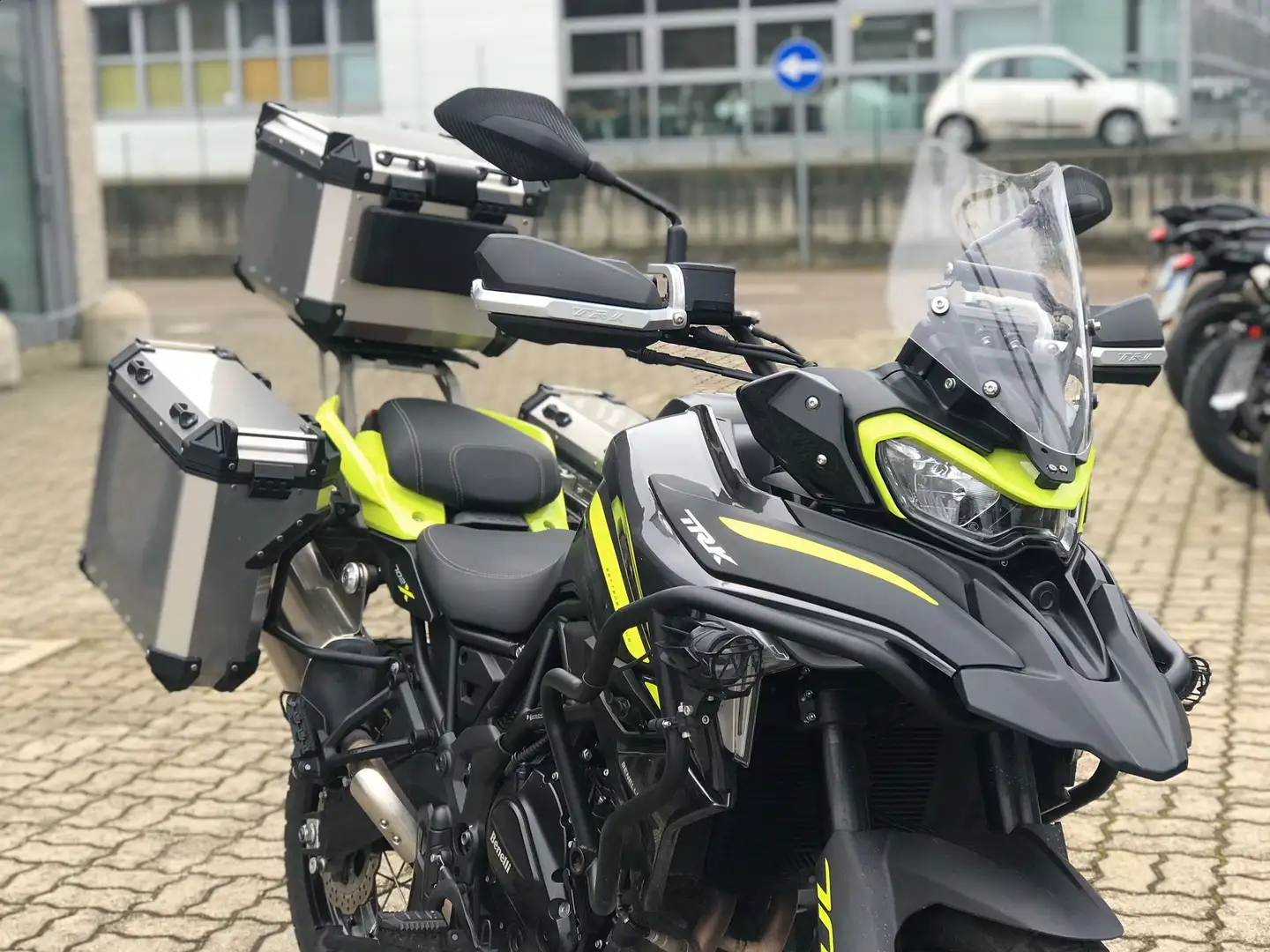 Benelli TRK 702 X - 1